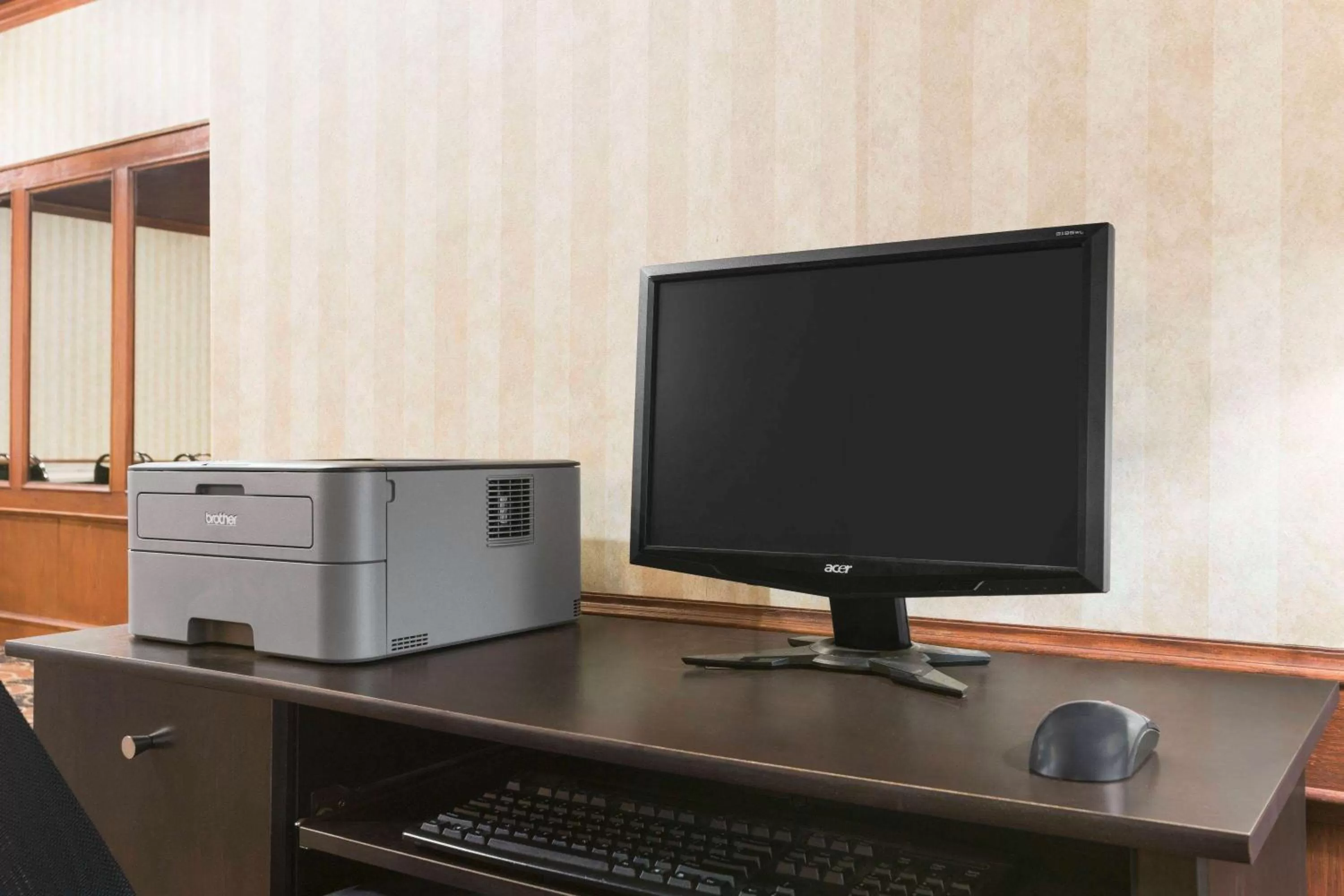 Business facilities in Travelodge by Wyndham North Battleford