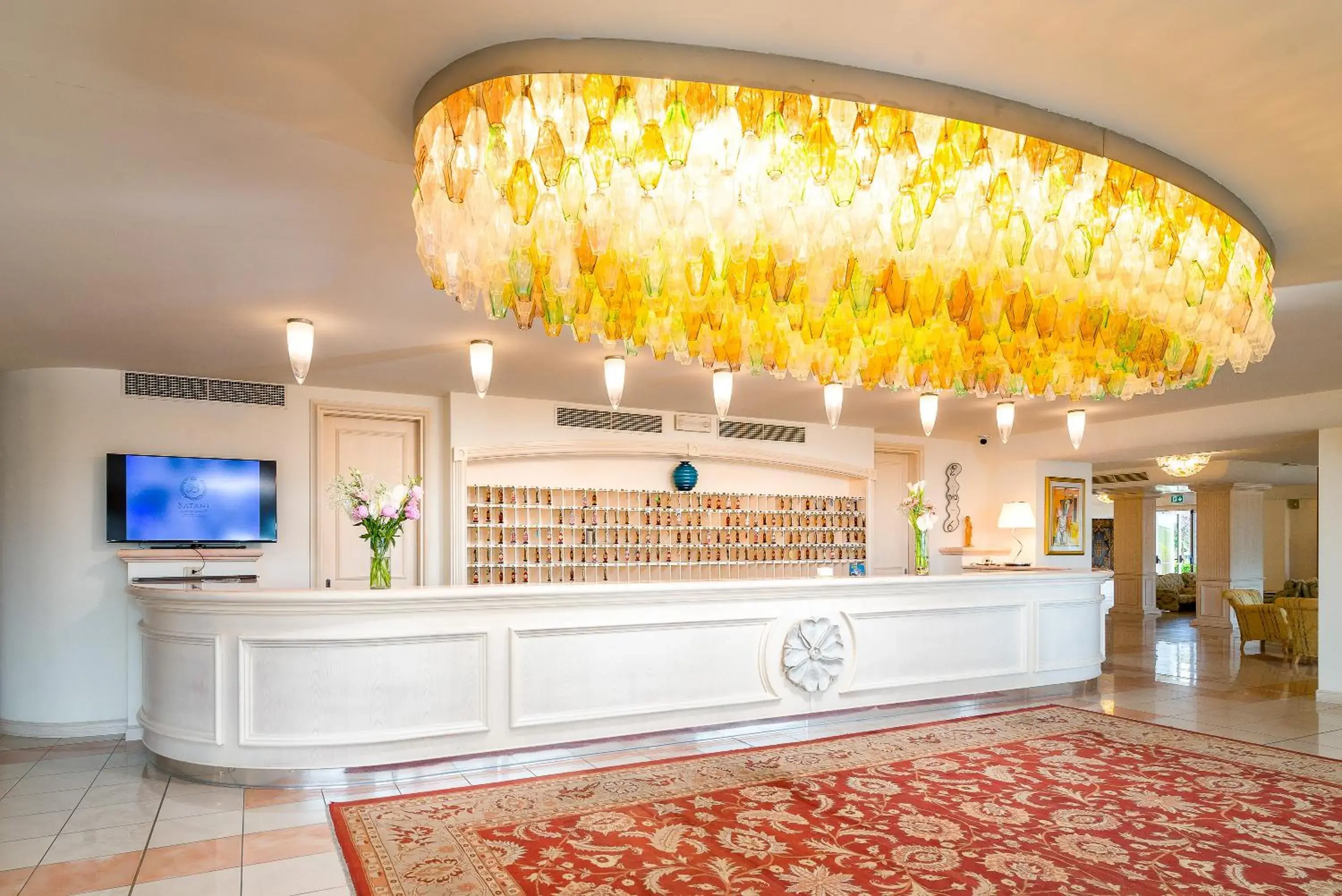 Lobby or reception in Universal Hotel Lobby or reception in Universal Hotel