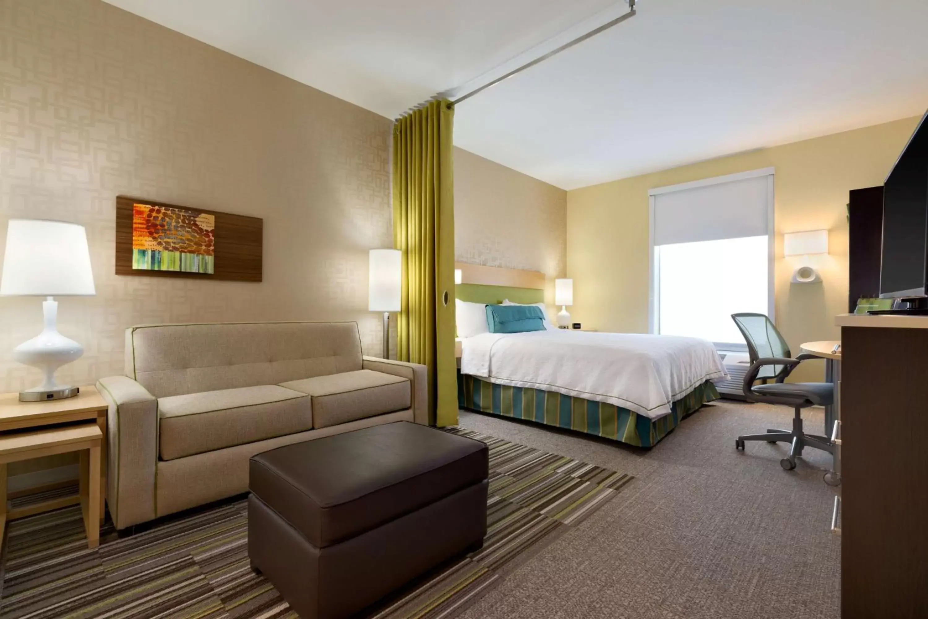 Bed in Home2 Suites by Hilton Cincinnati Liberty Township