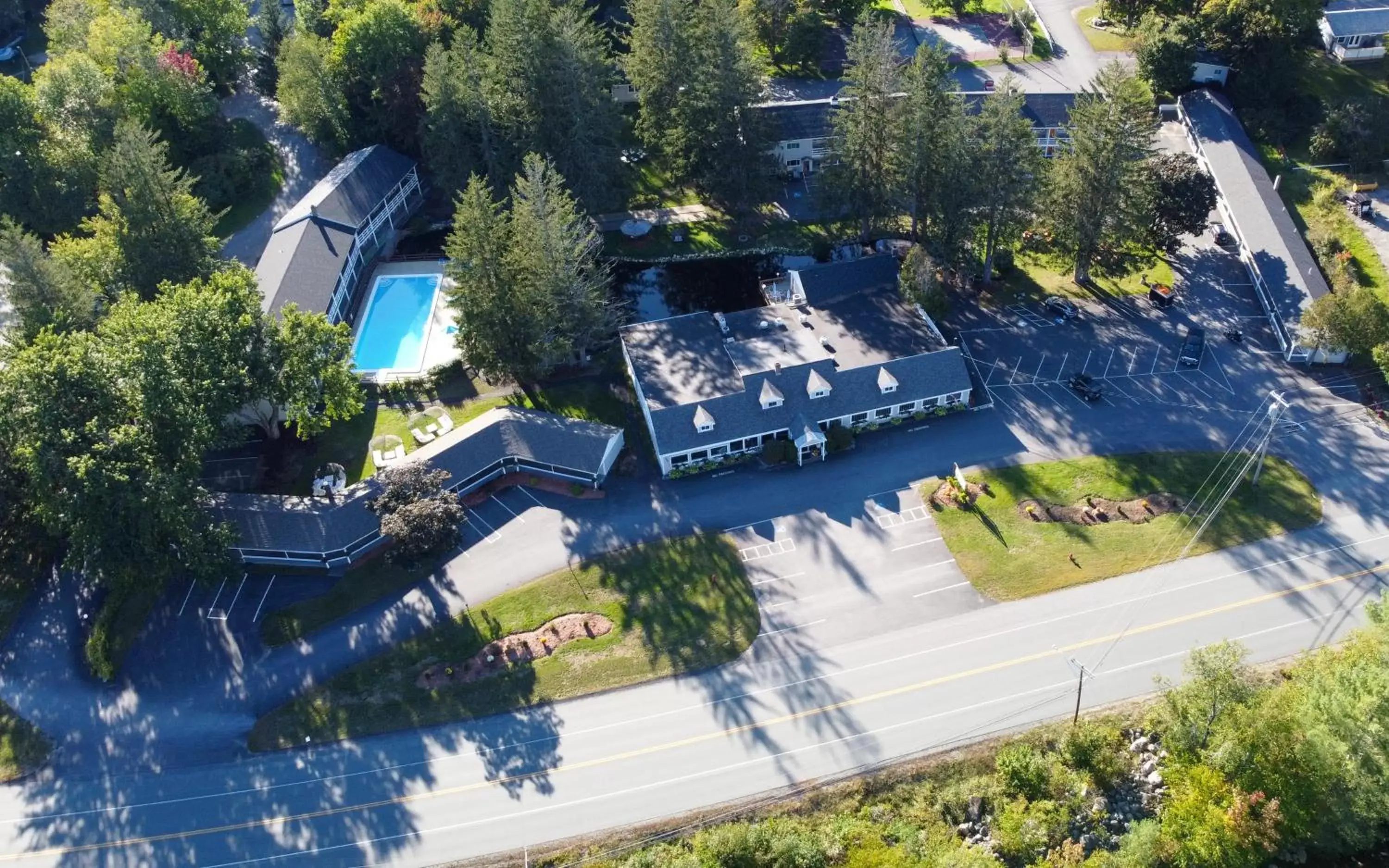 Bird's-eye View in Woodwards White Mountain Resort BW Signature Collection