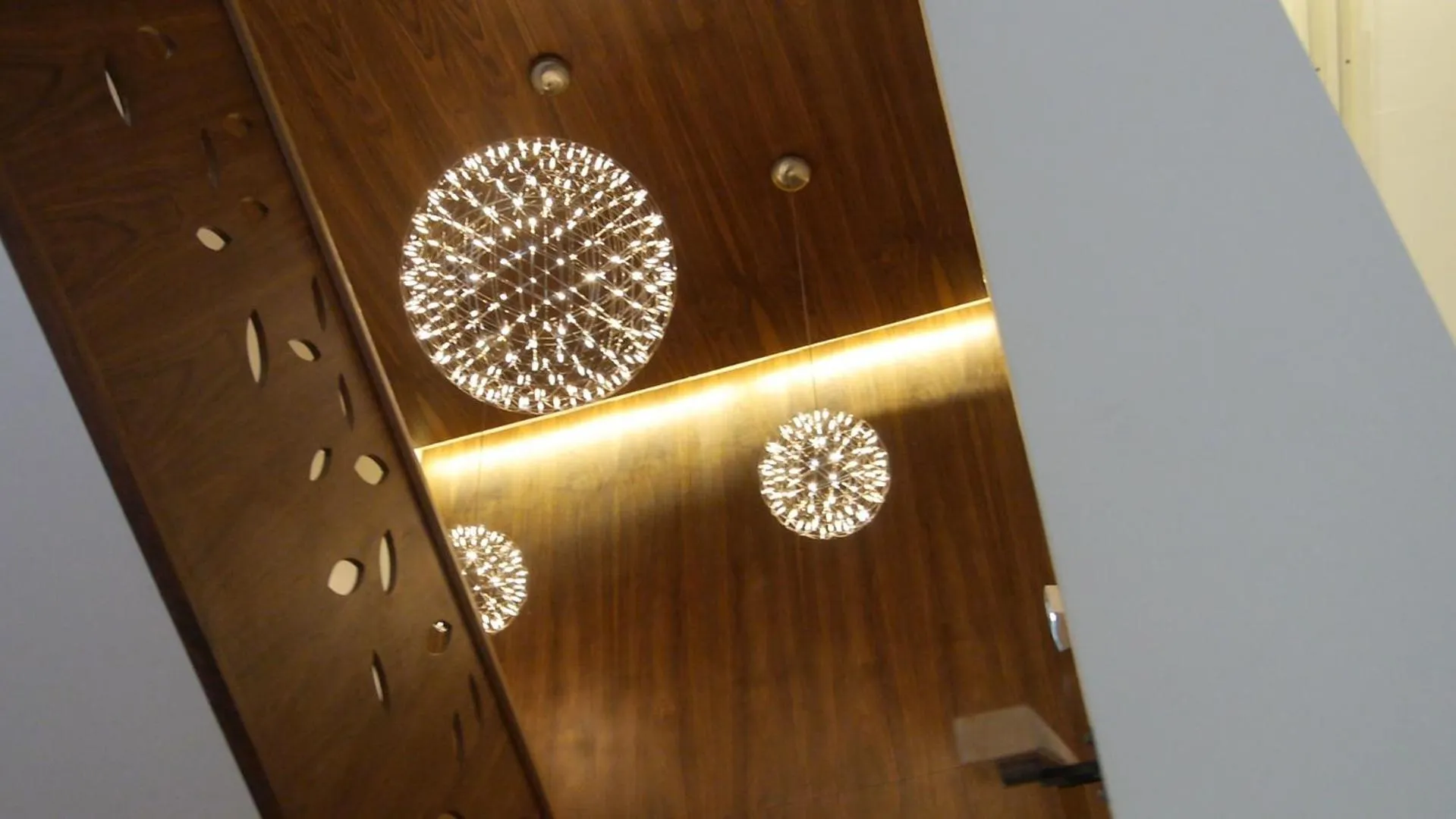 Decorative detail in Hotel Restaurant La Vague de Saint Paul