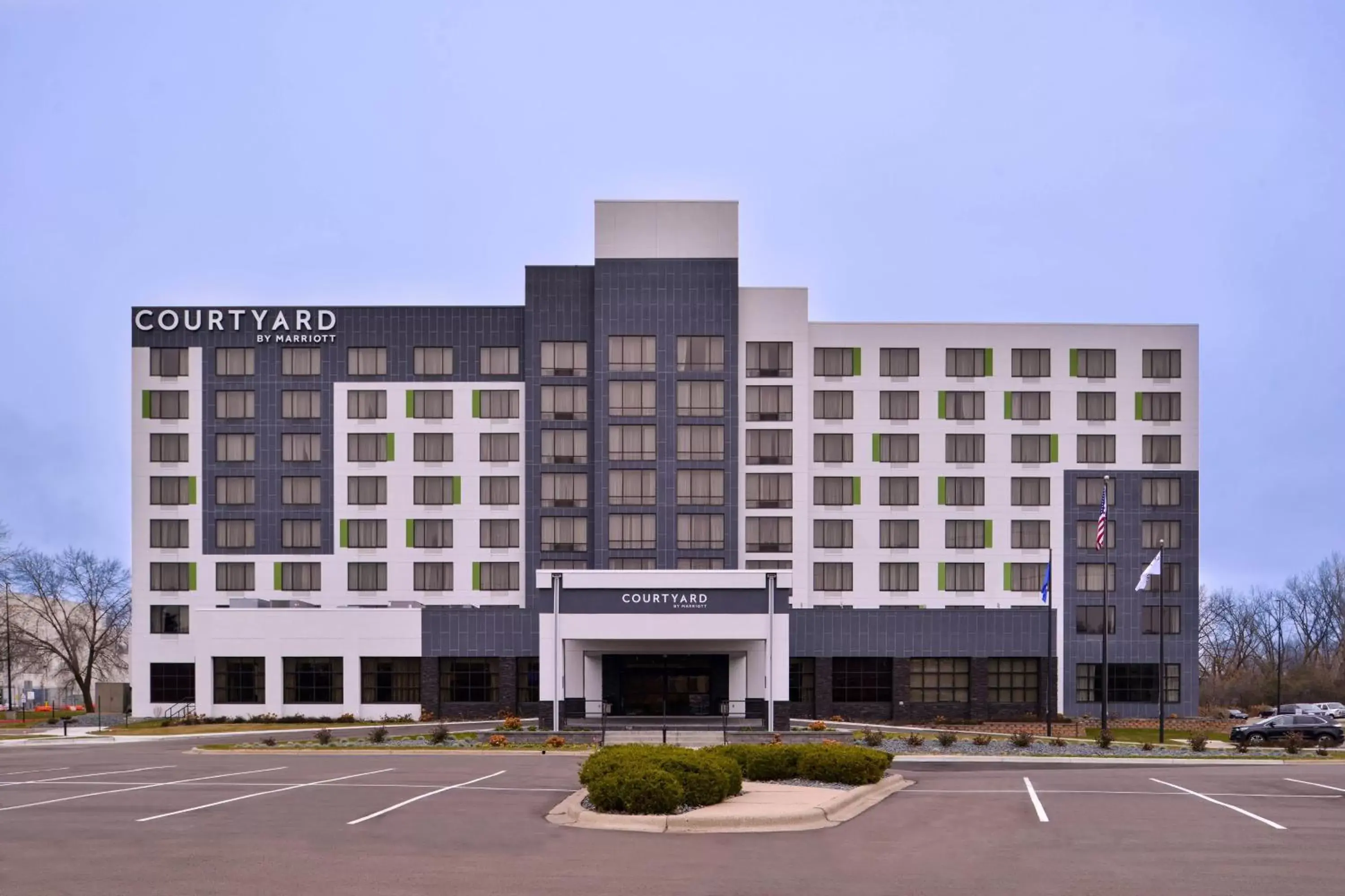 Property Building in Courtyard by Marriott Edina Bloomington