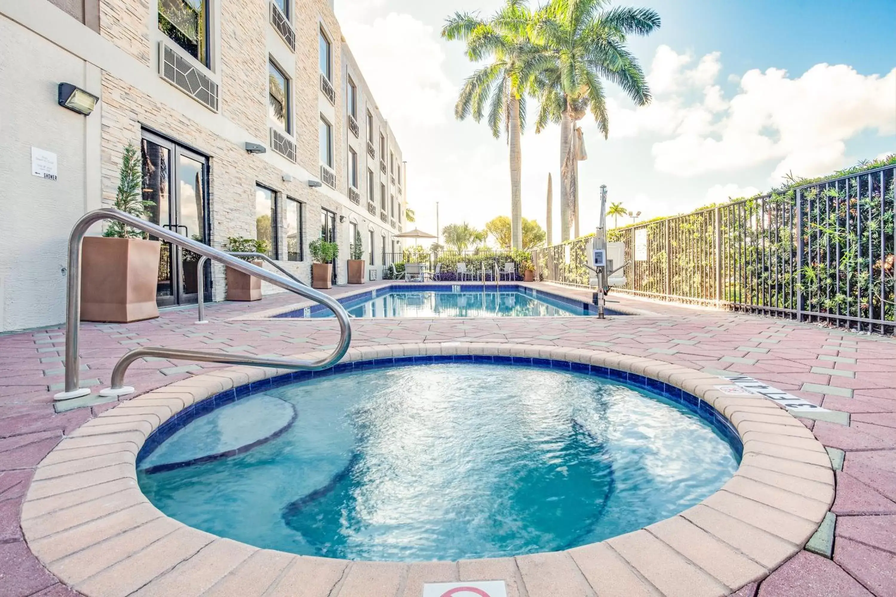 Swimming Pool in Holiday Inn Express Hotel & Suites Clewiston, an IHG Hotel