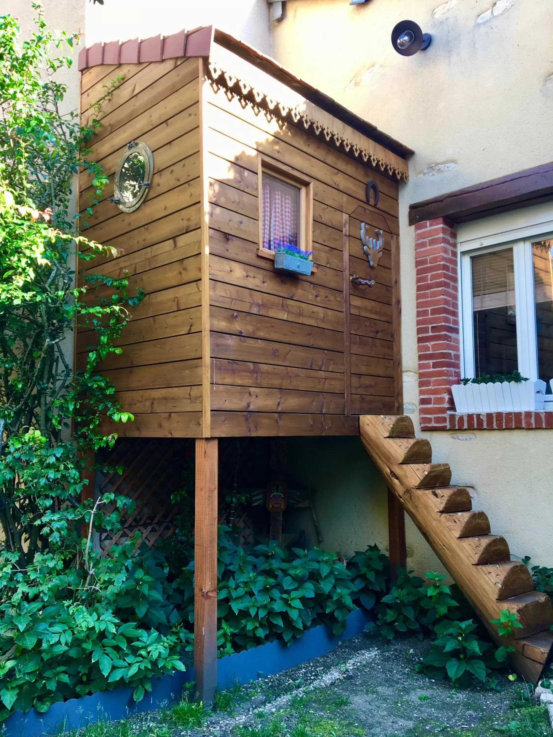 Property building in La maison de Montaboulin