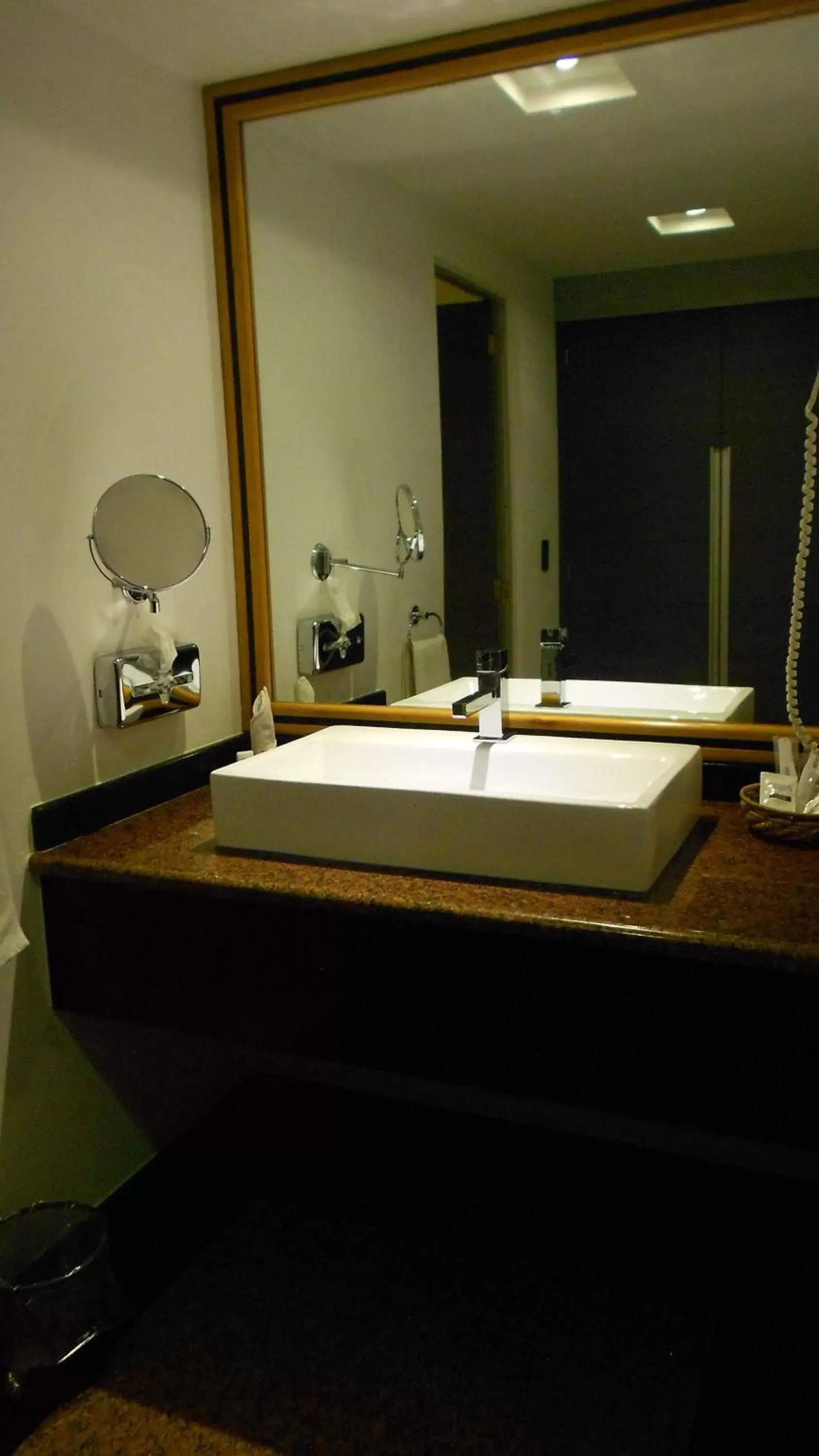 Bathroom in Suites Inn la Muralla Hotel & Spa
