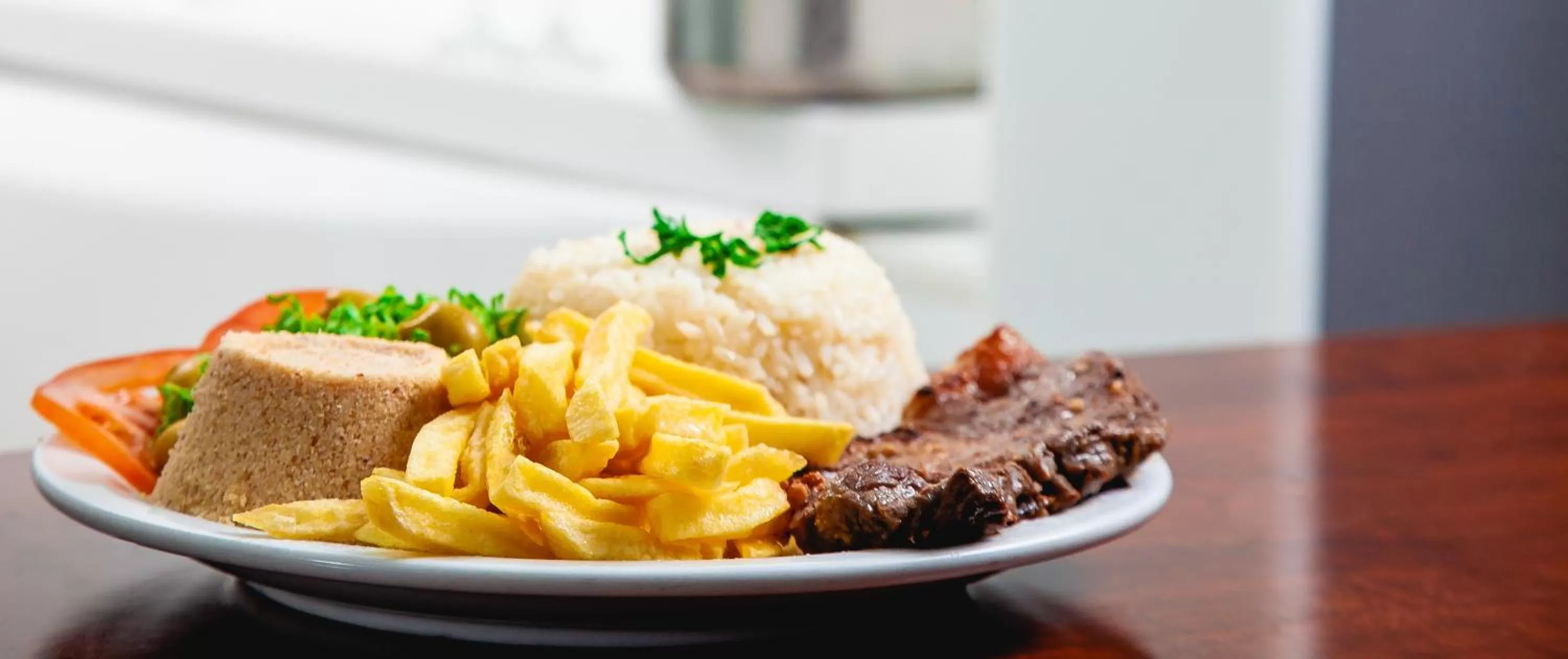 Restaurant/places to eat in Capri Hotel