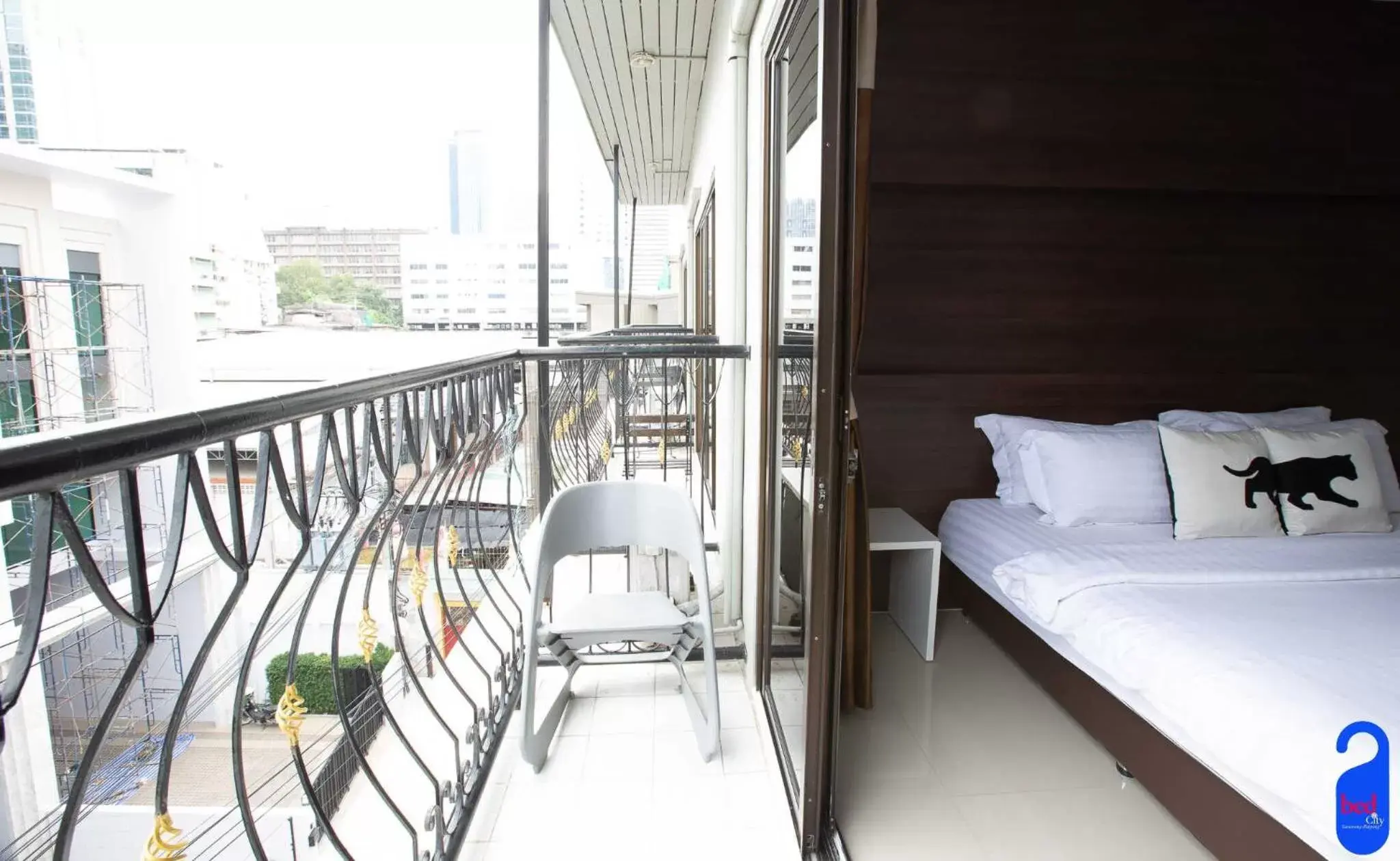 Balcony/Terrace in Bed By City Hotel