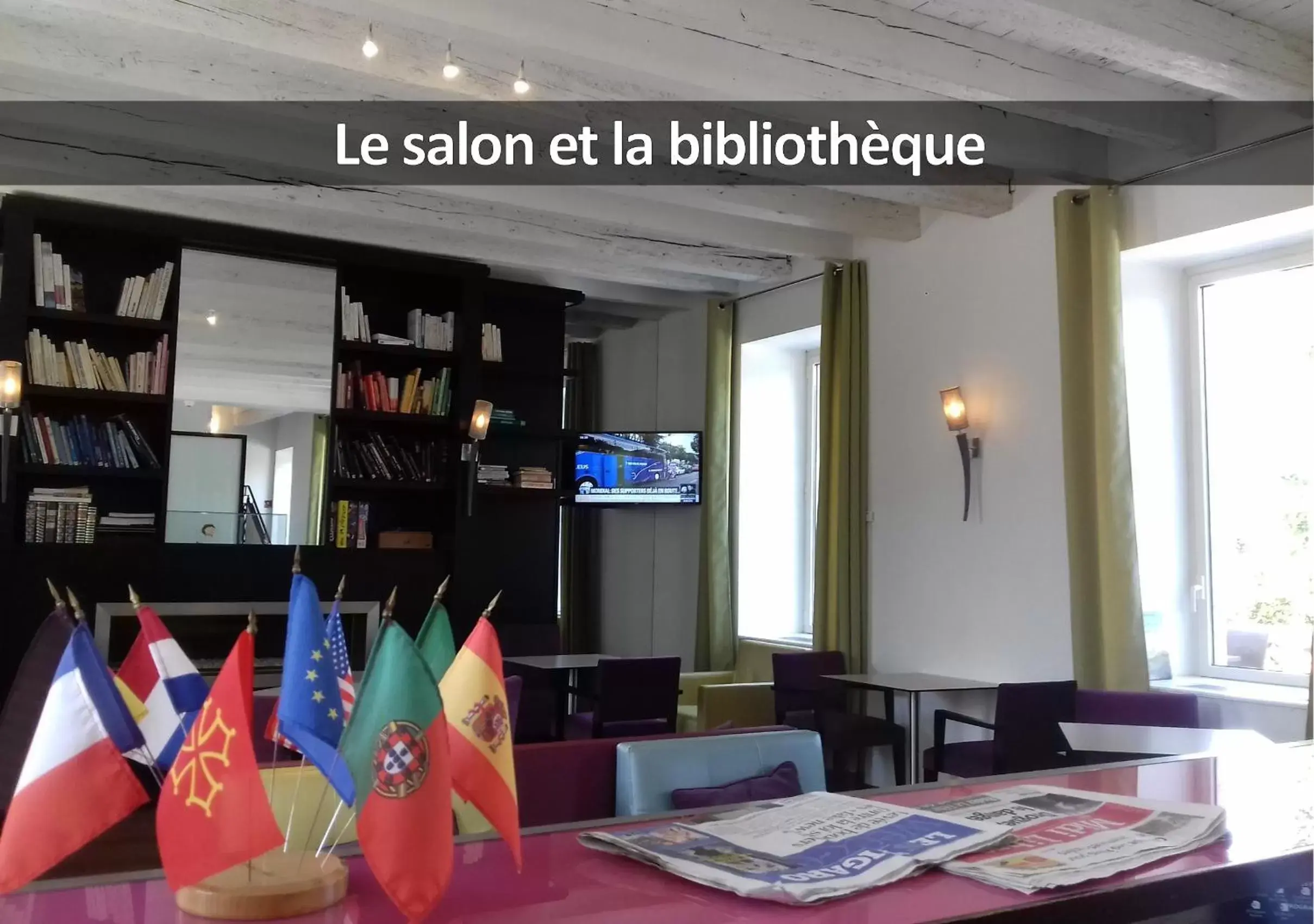 Lobby or reception in Hôtel La Ferme de Bourran