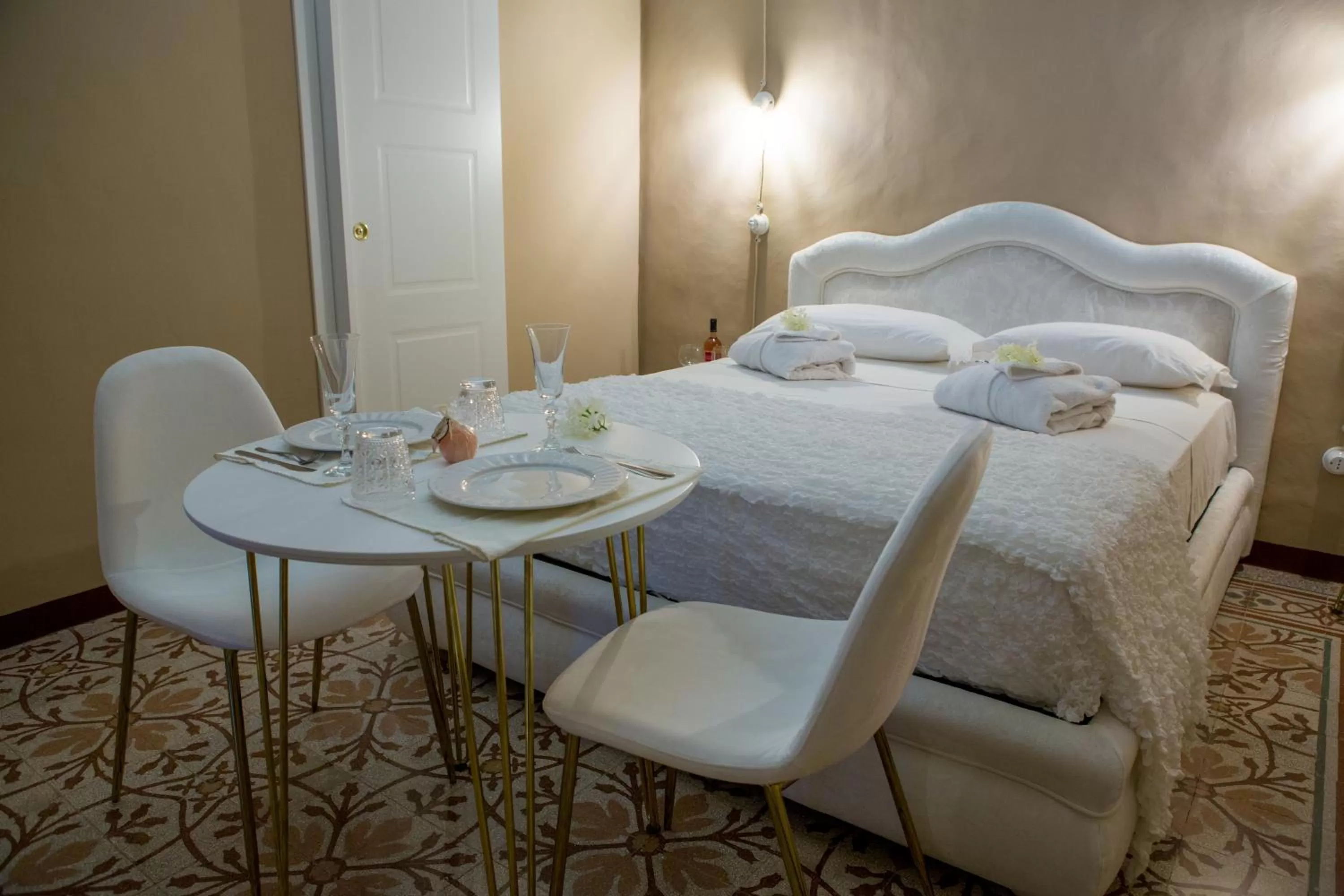 Bed in Dama Bianca Boutique Hotel Ostuni