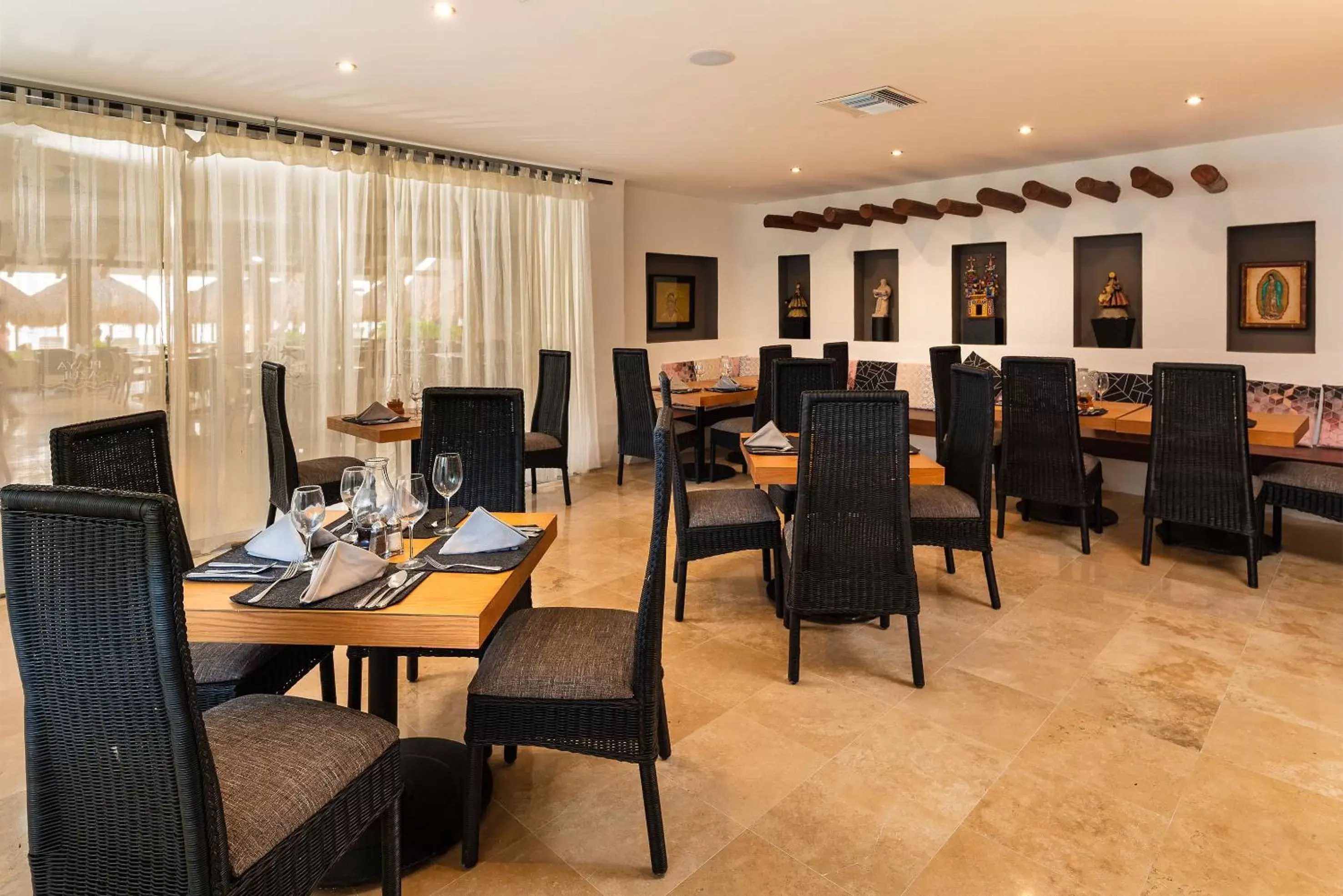 Dining area, Restaurant/Places to Eat in Playa Azul Cozumel