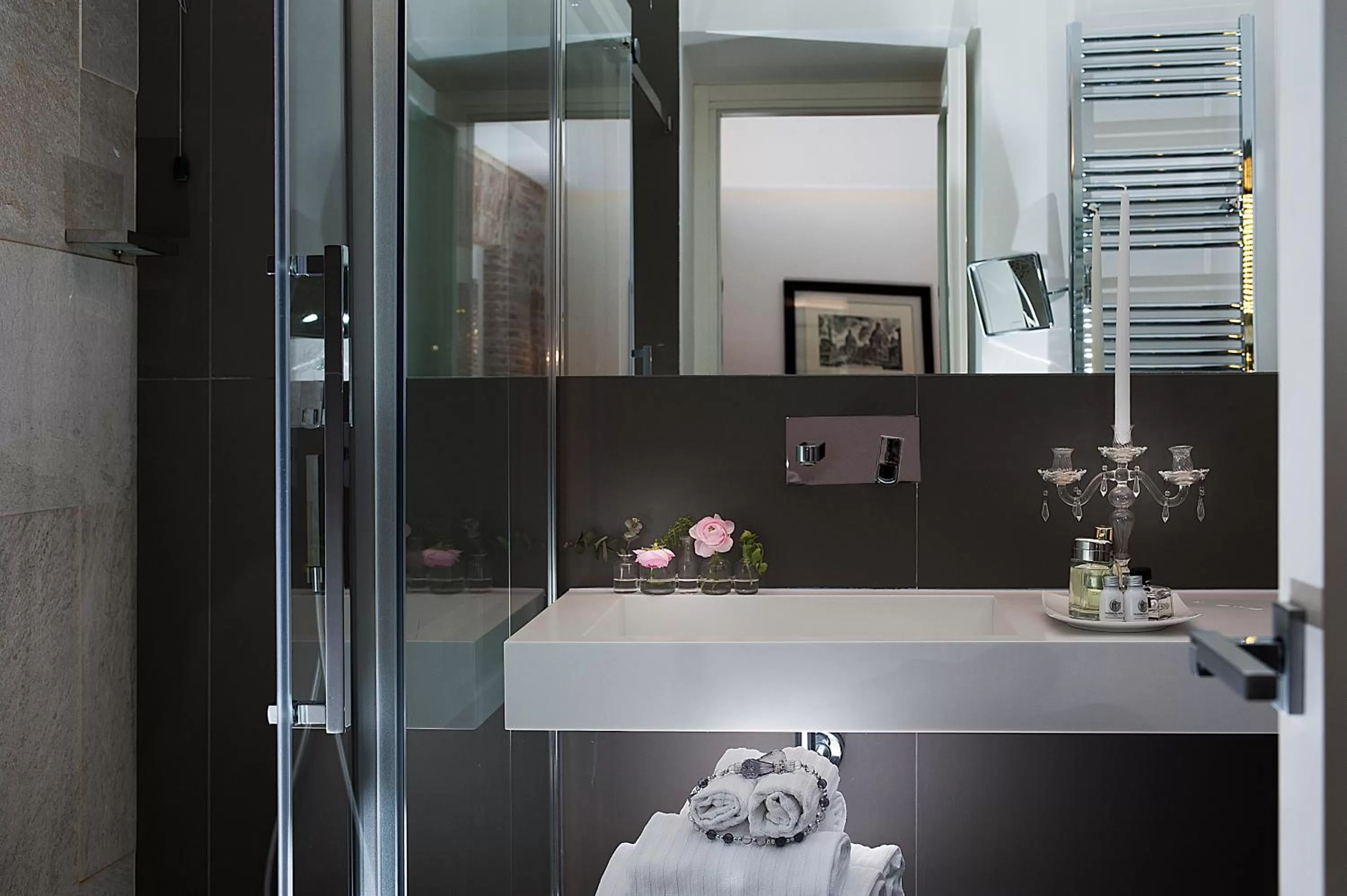 Shower in Argentina Residenza Style Hotel