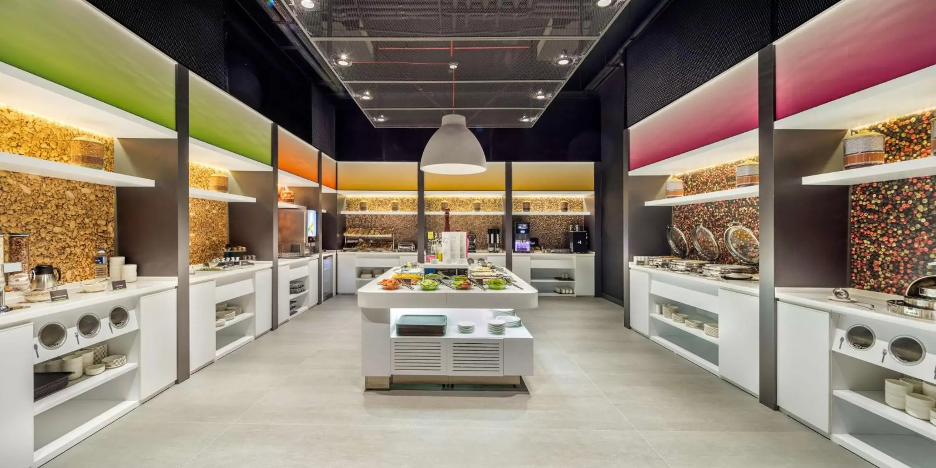 Breakfast in Hampton By Hilton Izmir Aliaga Breakfast in Hampton By Hilton Izmir Aliaga