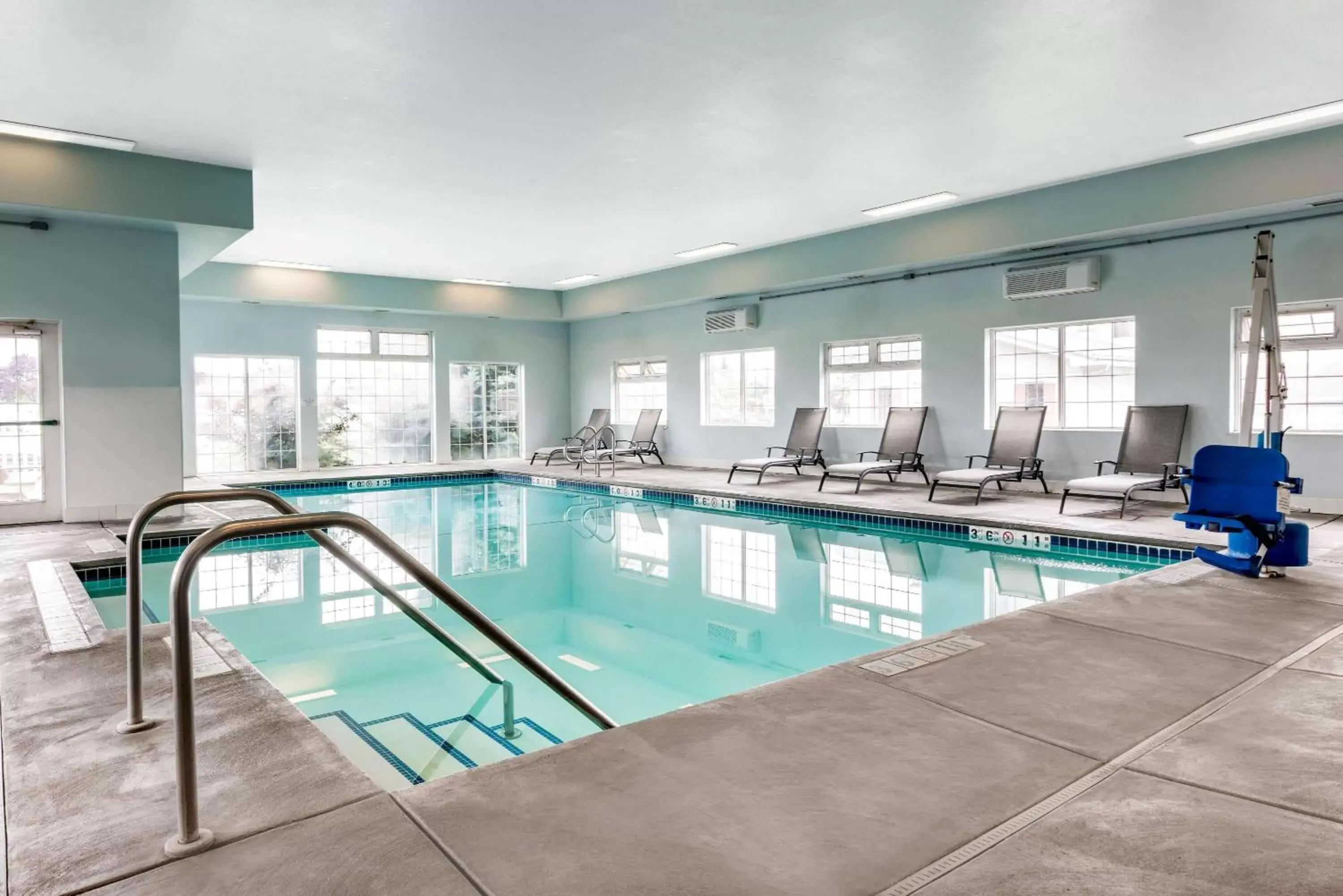 Activities, Swimming Pool in Super 8 by Wyndham Spokane Valley