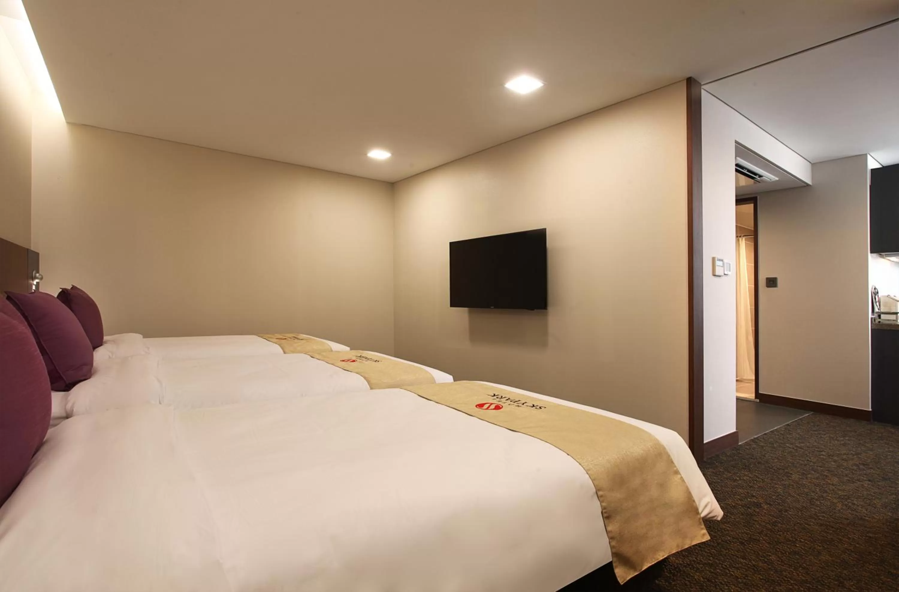 Bedroom, Bed in Hotel Skypark Kingstown Dongdaemun