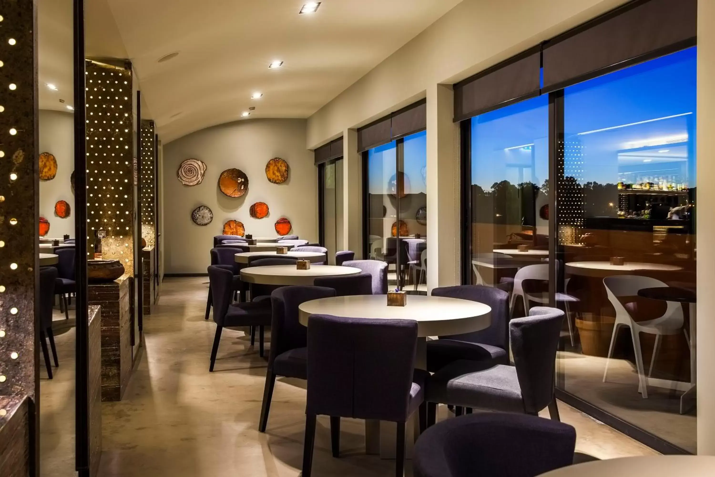 Lounge or bar, Restaurant/Places to Eat in Vitoria Stone Hotel