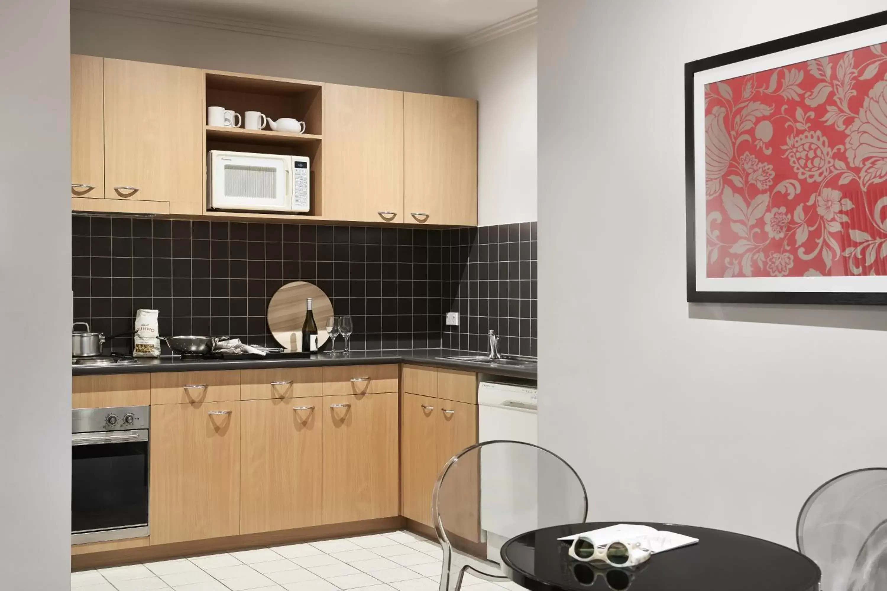 Kitchen or kitchenette in Punthill Apartment Hotel - Flinders Lane