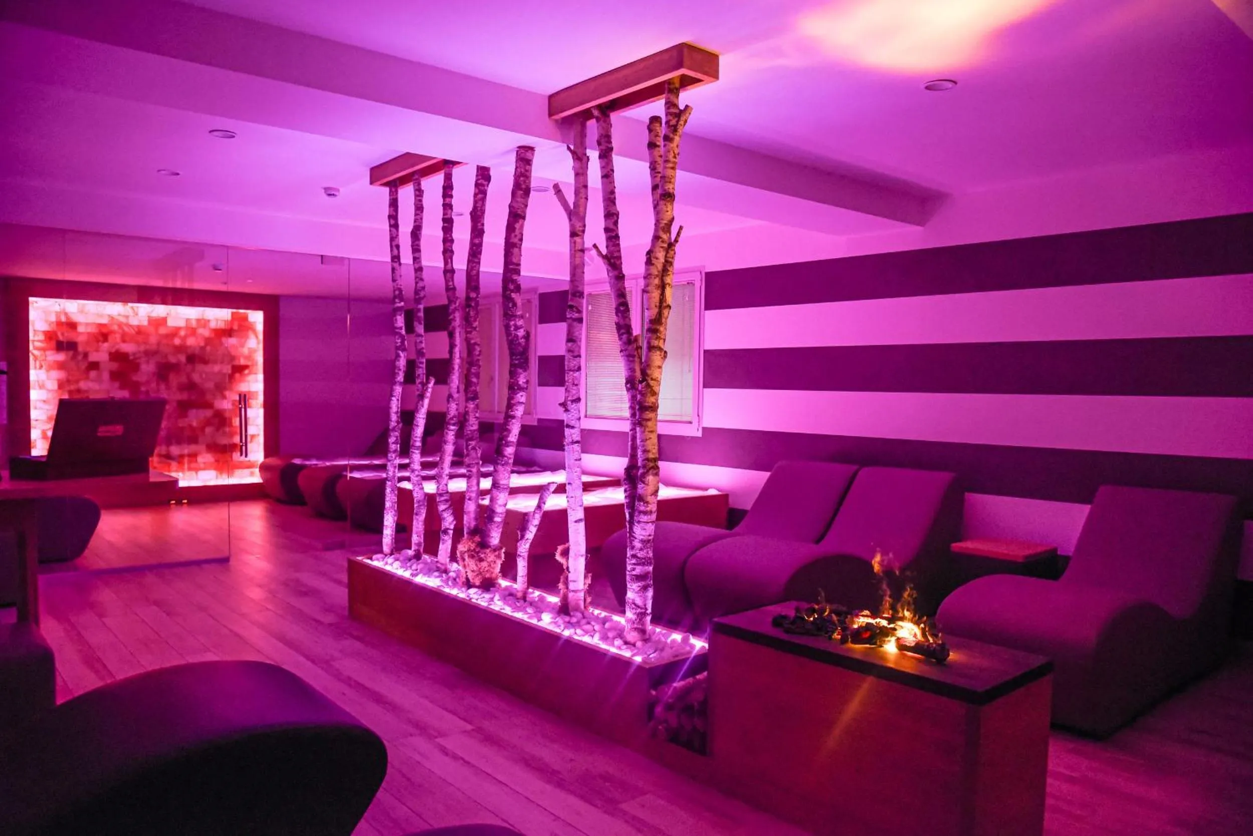 Spa and wellness centre/facilities in Bella Hotel & Restaurant with private dock for mooring boats