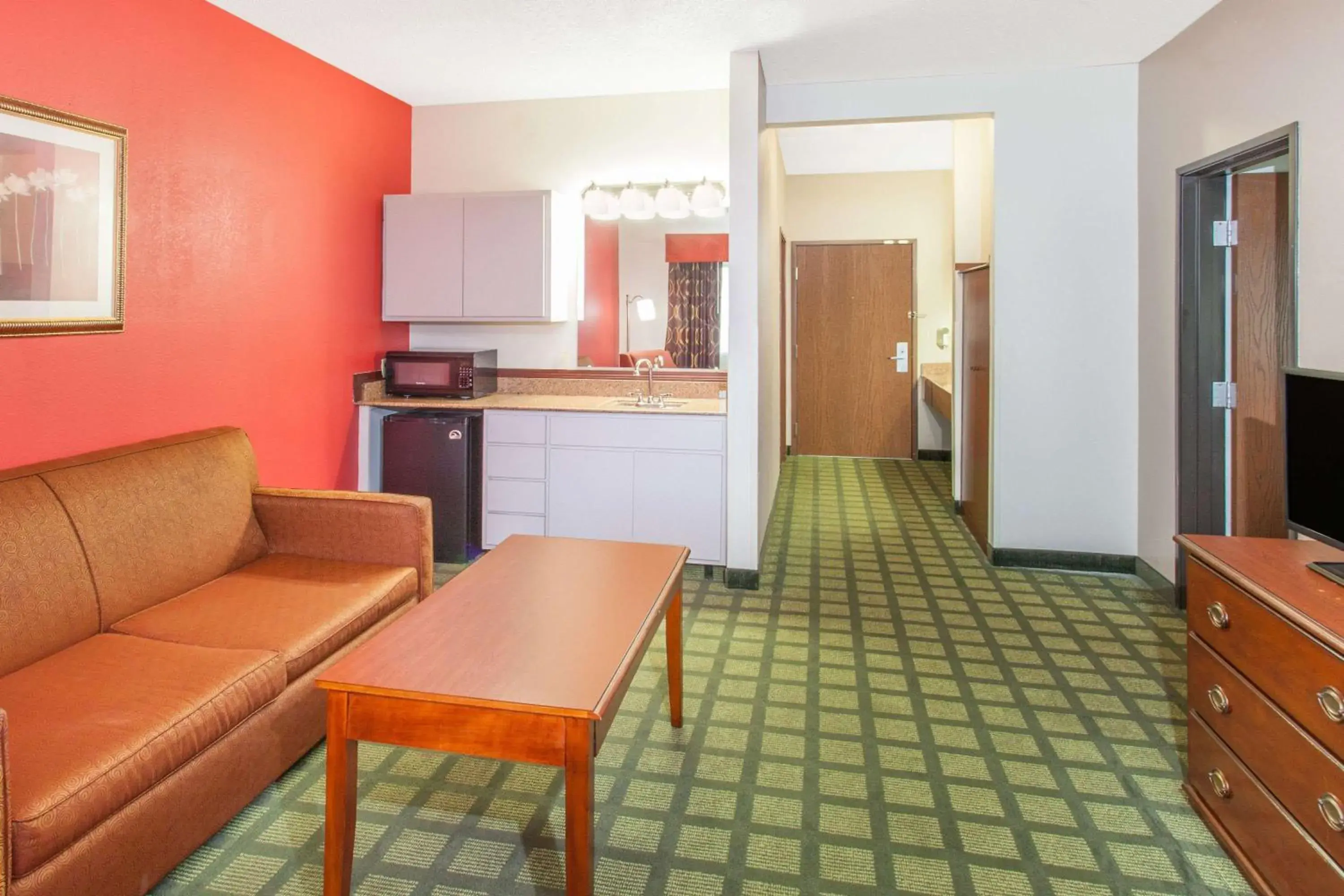 Photo of the whole room, Kitchen/Kitchenette in Ramada Limited Decatur