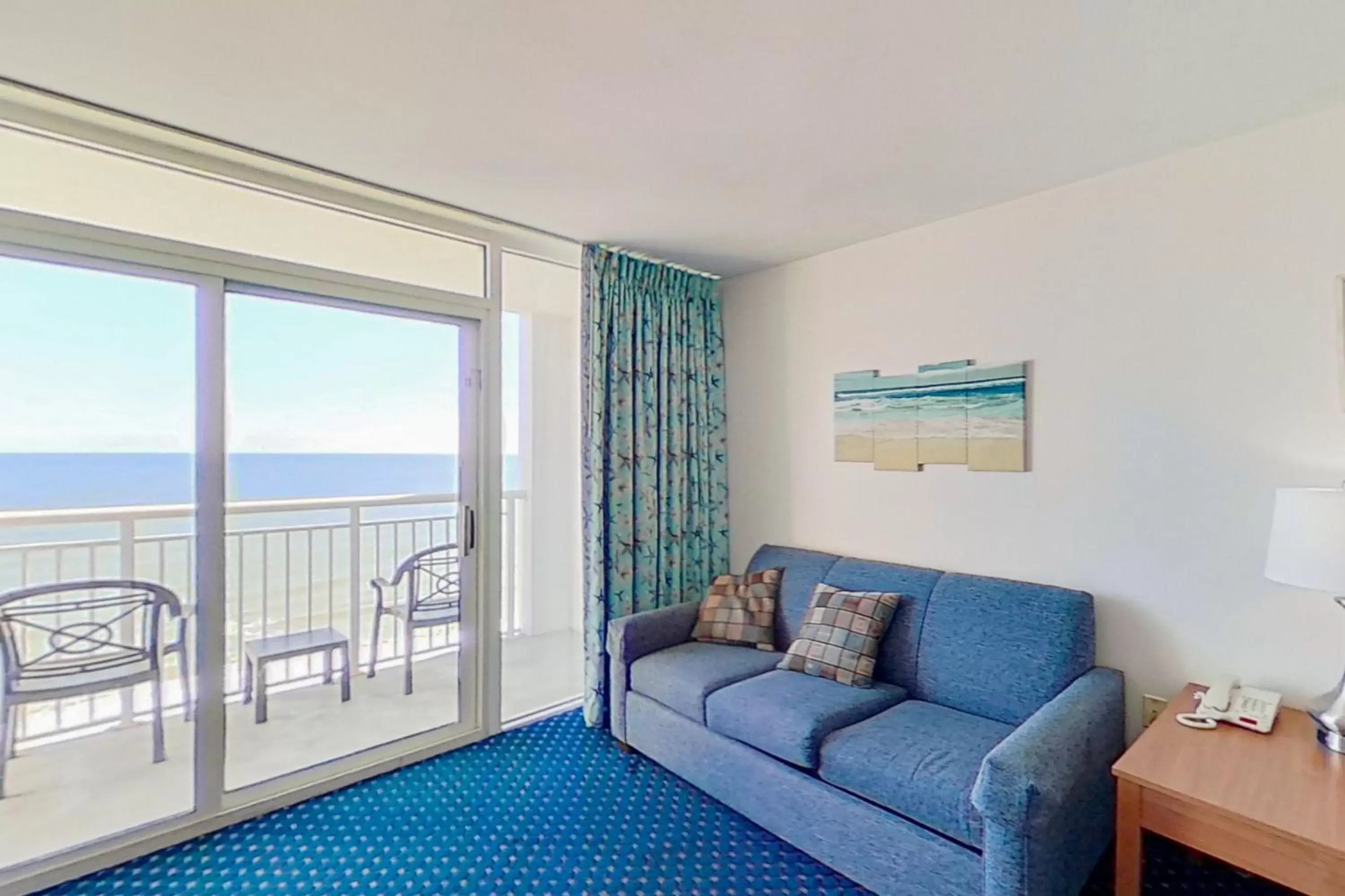One-Bedroom Suite in Camelot by the Sea