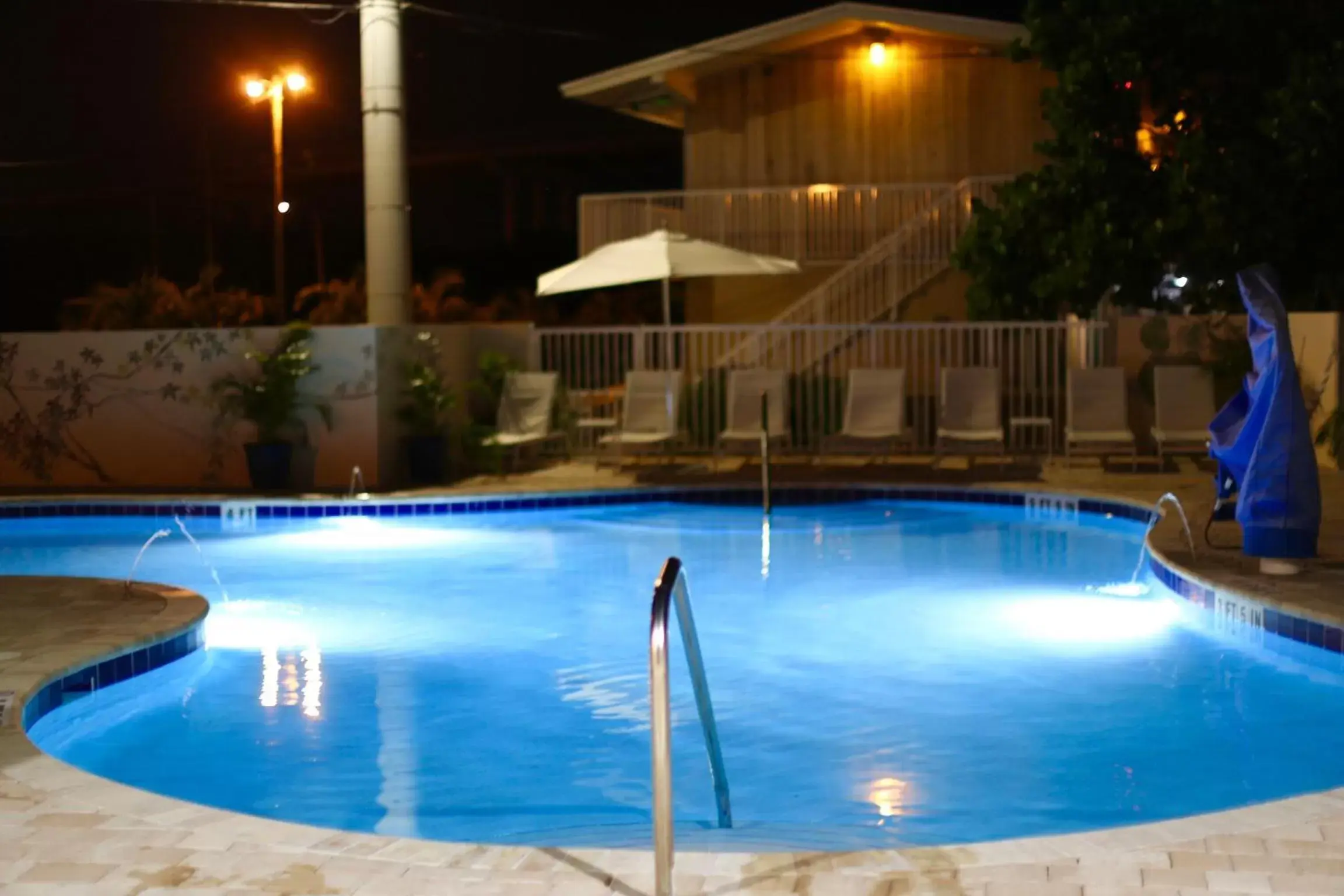 Swimming Pool in Gilbert's Resort