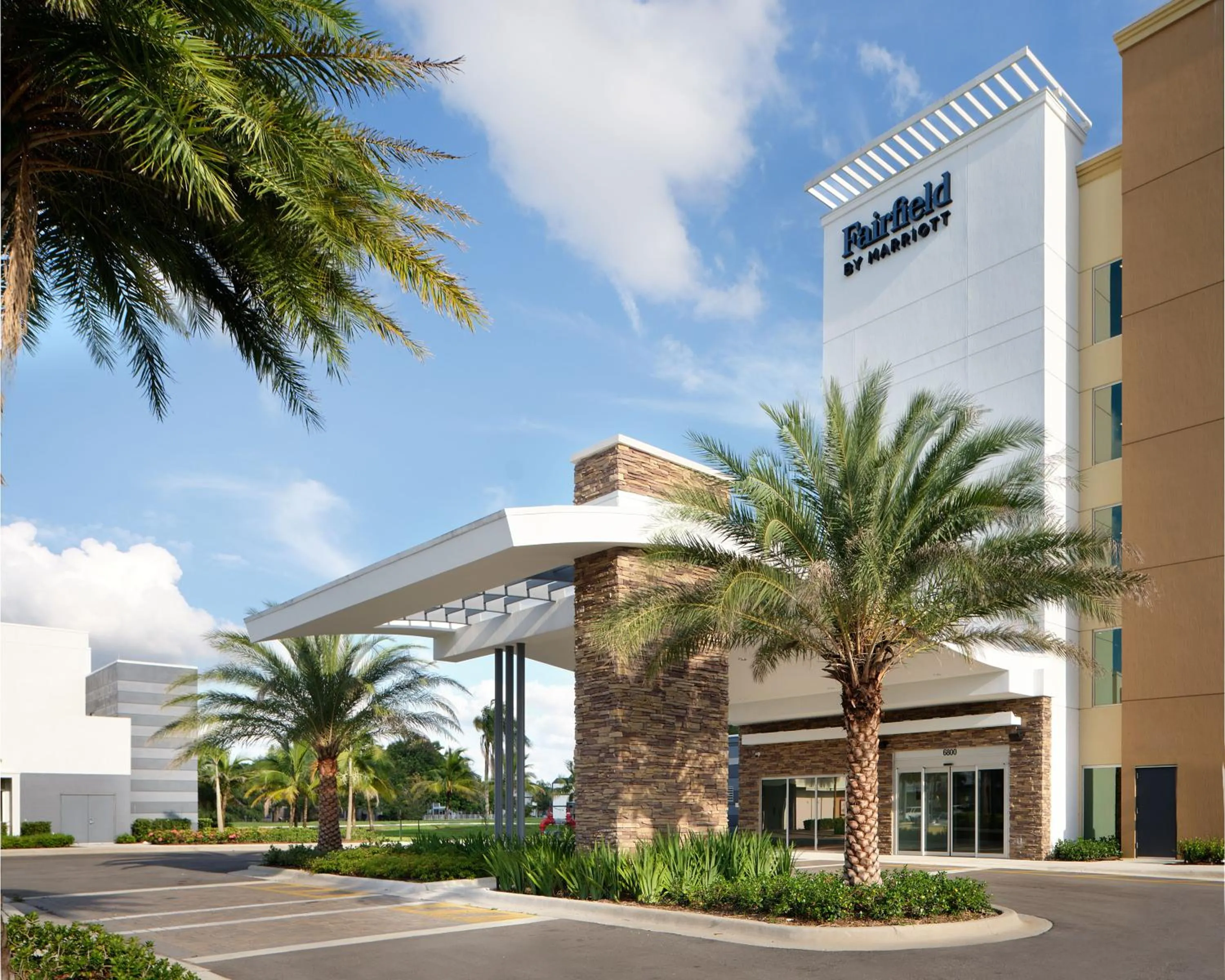 Property building in Fairfield Inn & Suites by Marriott Fort Lauderdale Northwest