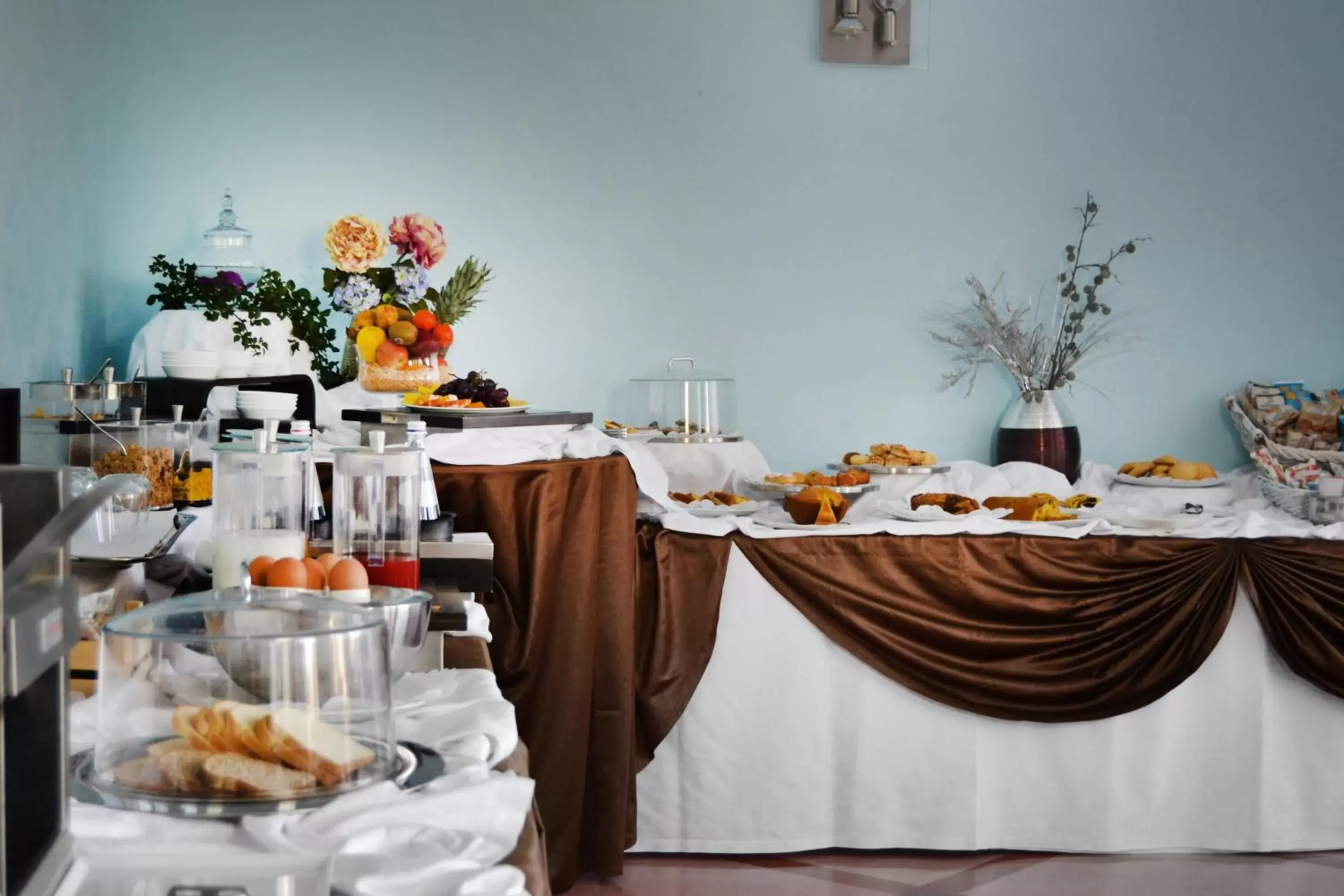 Food and drinks, Banquet Facilities in don guglielmo panoramic Hotel & Spa