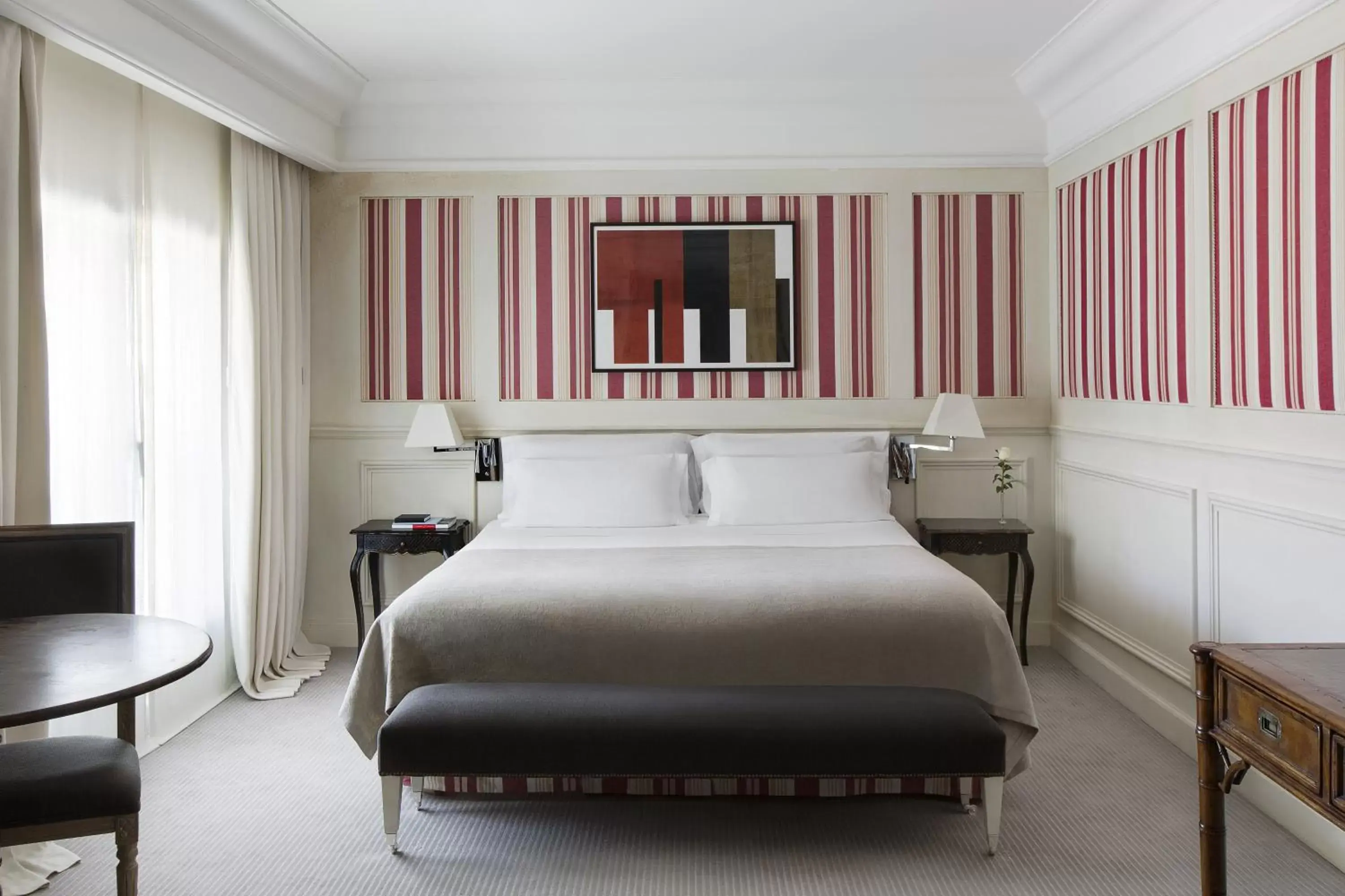 Bedroom, Bed in Majestic Hotel & Spa Barcelona GL