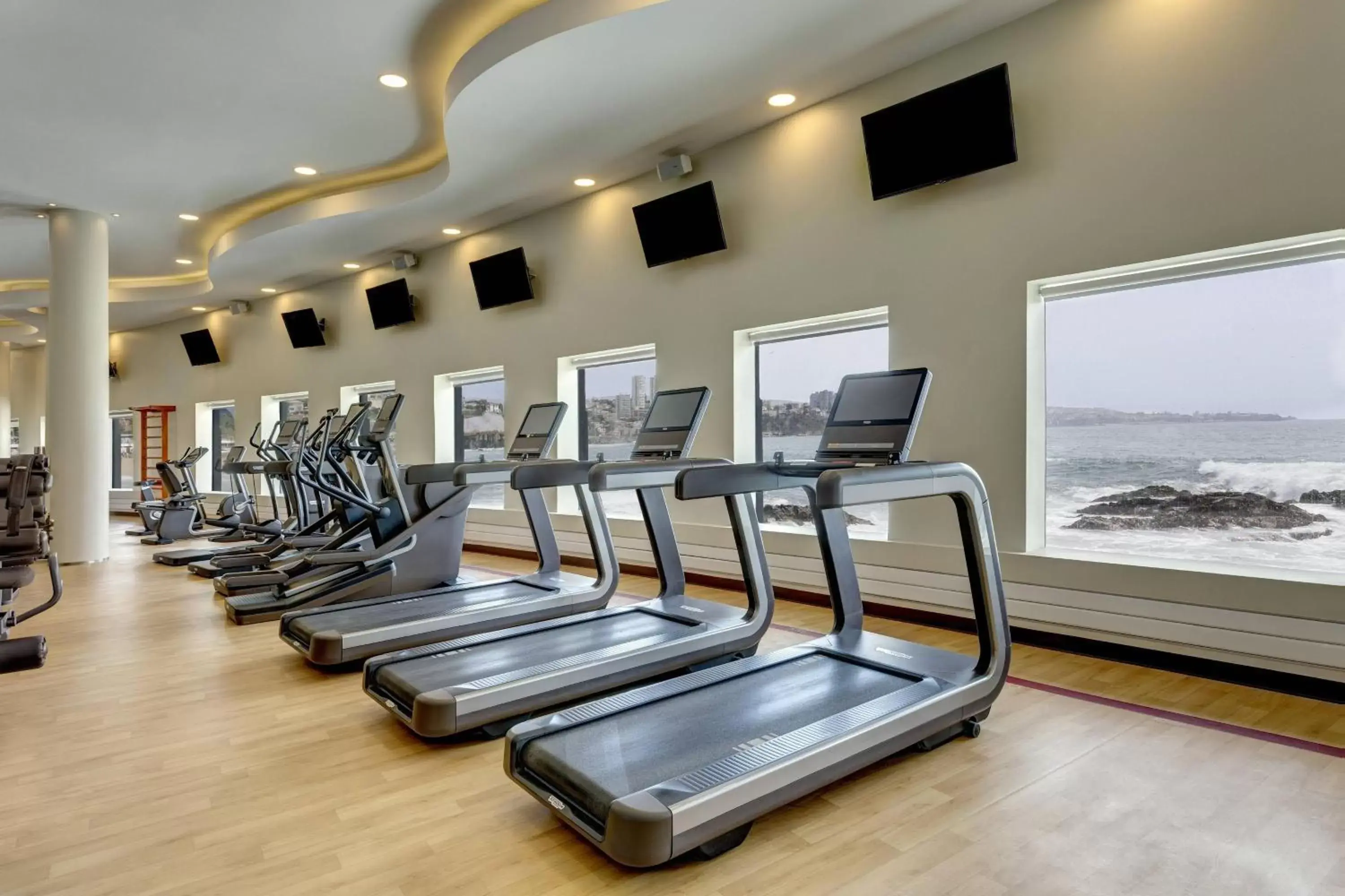 Fitness centre/facilities, Fitness Center/Facilities in Sheraton Miramar Hotel & Convention Center