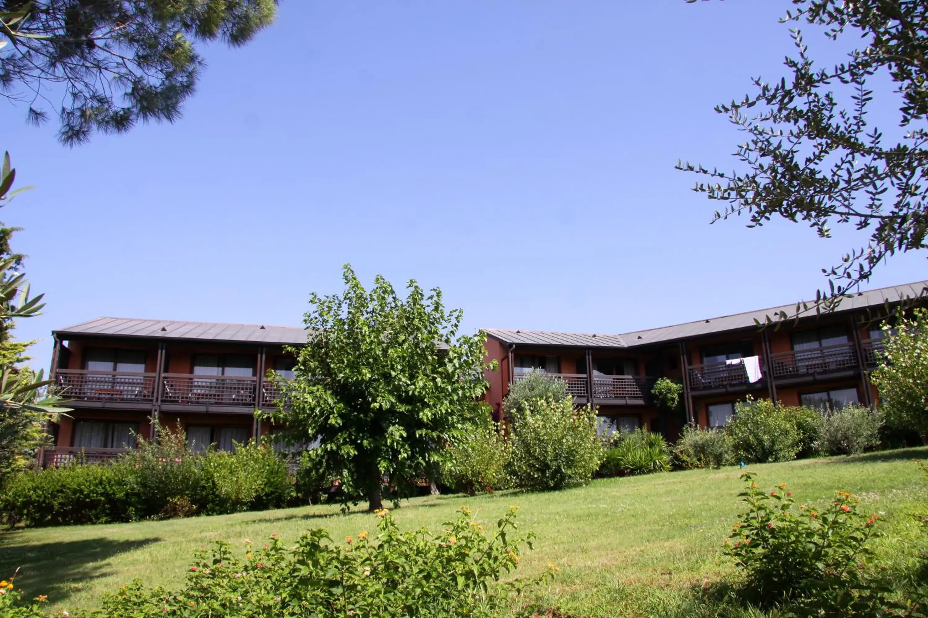 Facade/entrance in Hôtel Castell'Verde Facade/entrance in Hôtel Castell'Verde