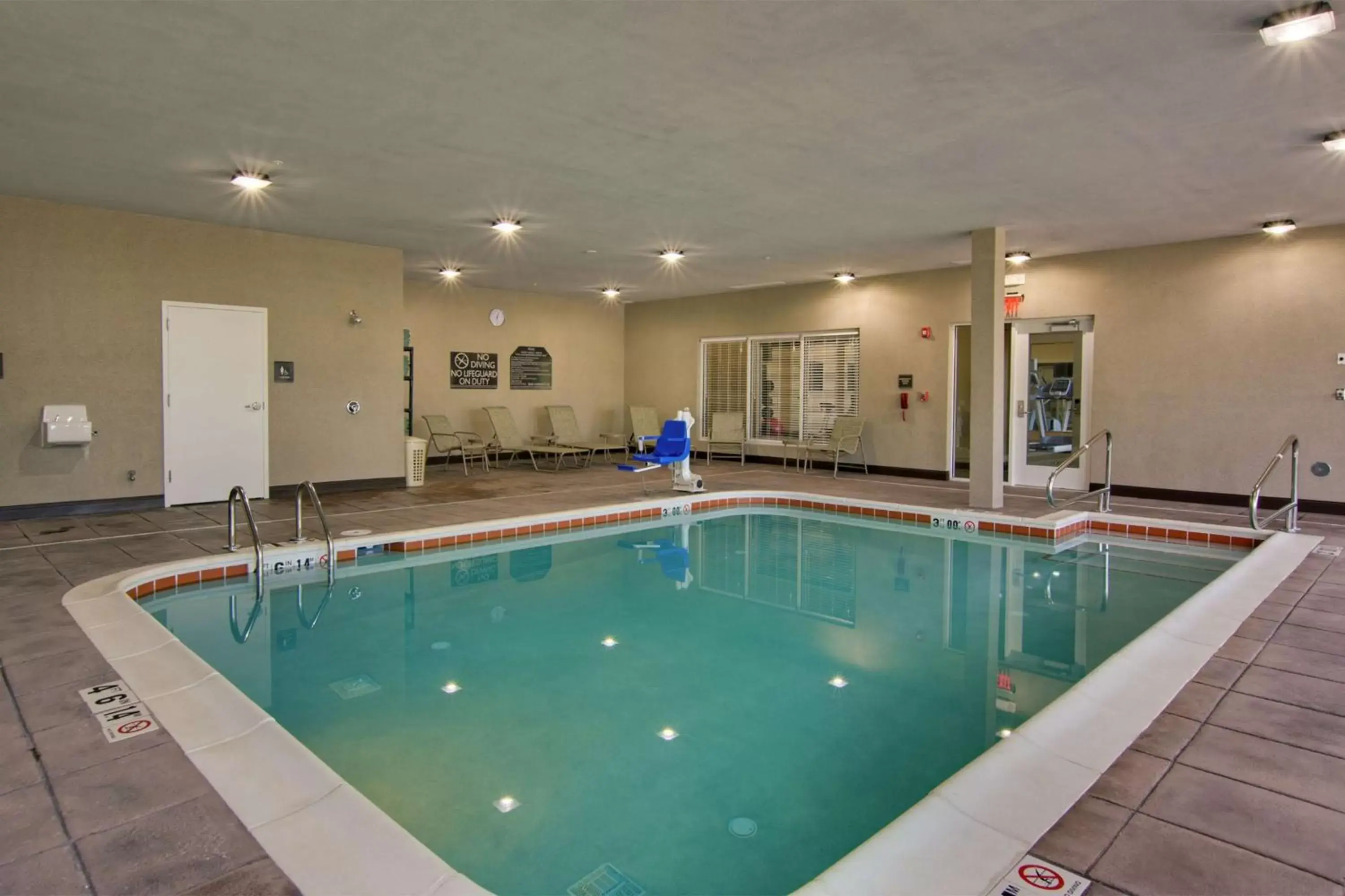 Pool view, Swimming Pool in Hilton Garden Inn Benton Harbor