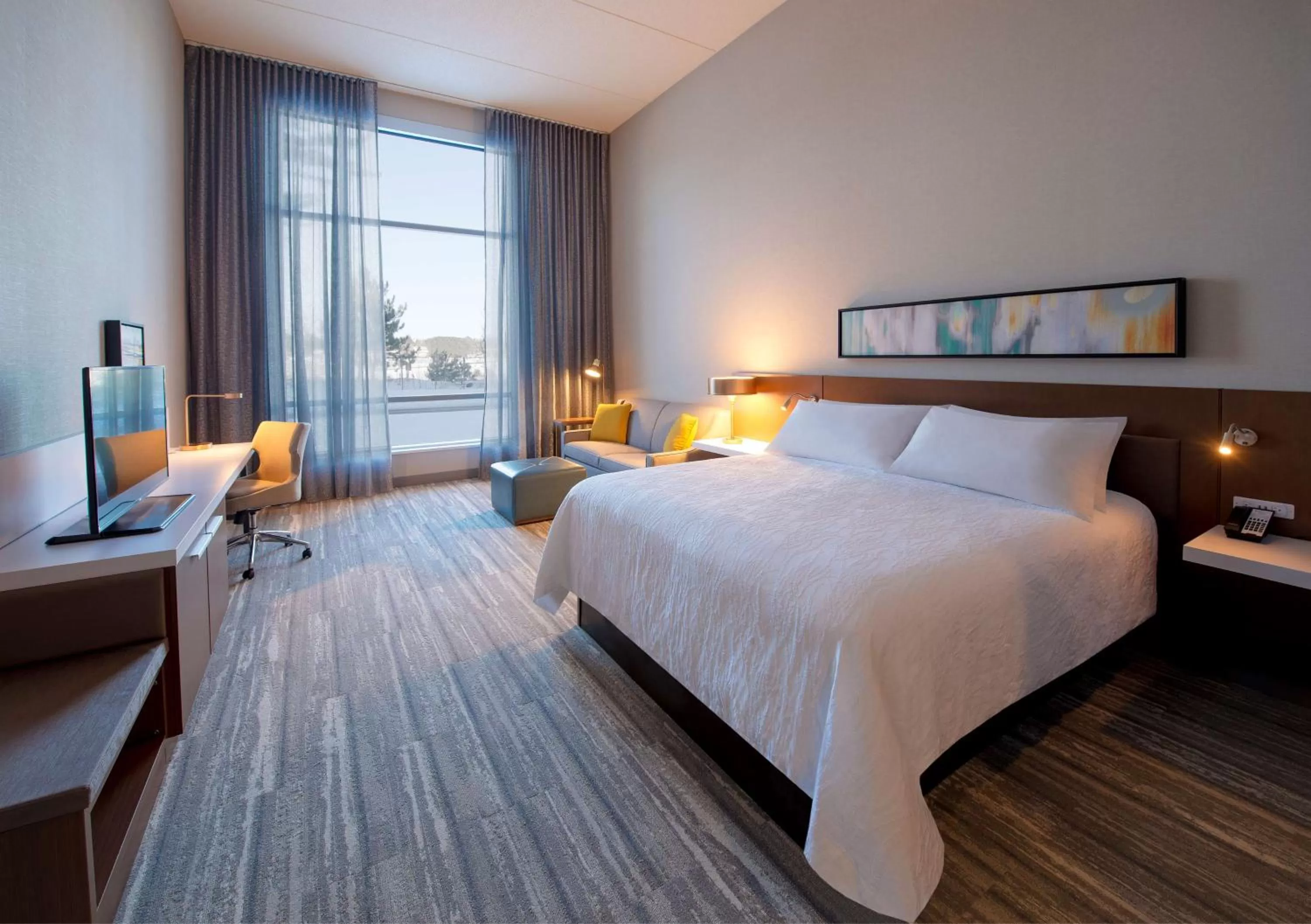 Bedroom, Bed in Hilton Garden Inn Wausau, WI