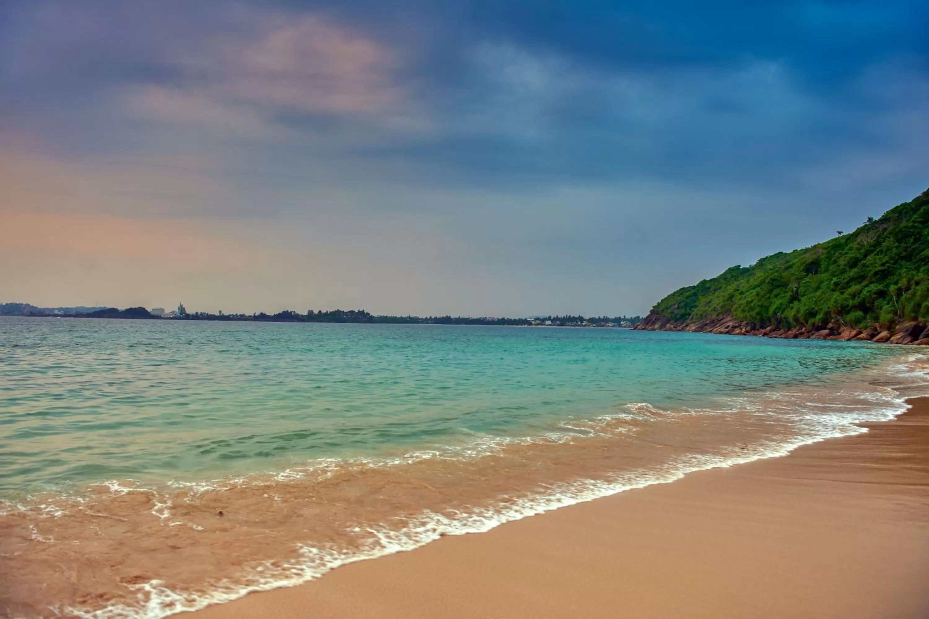 Off site in Agnus Unawatuna