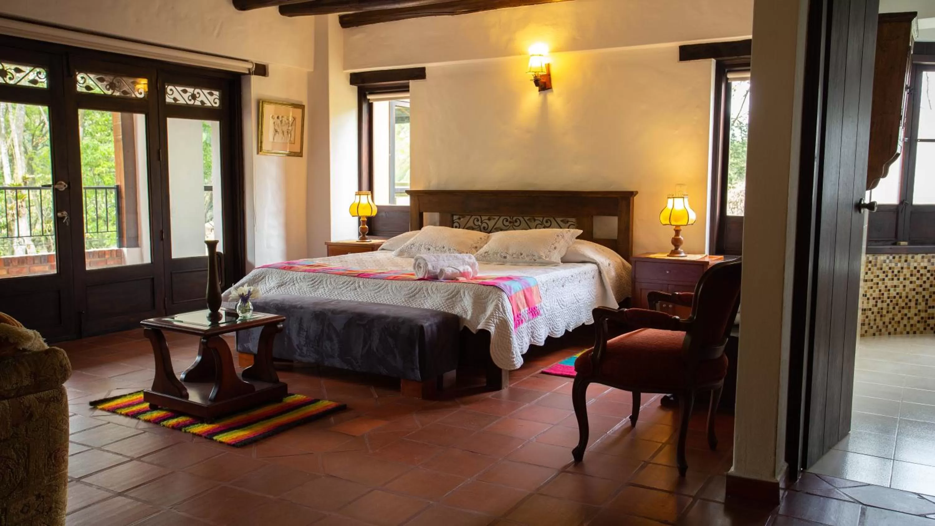 King Suite with Spa Bath in La Posada De Los Arcángeles