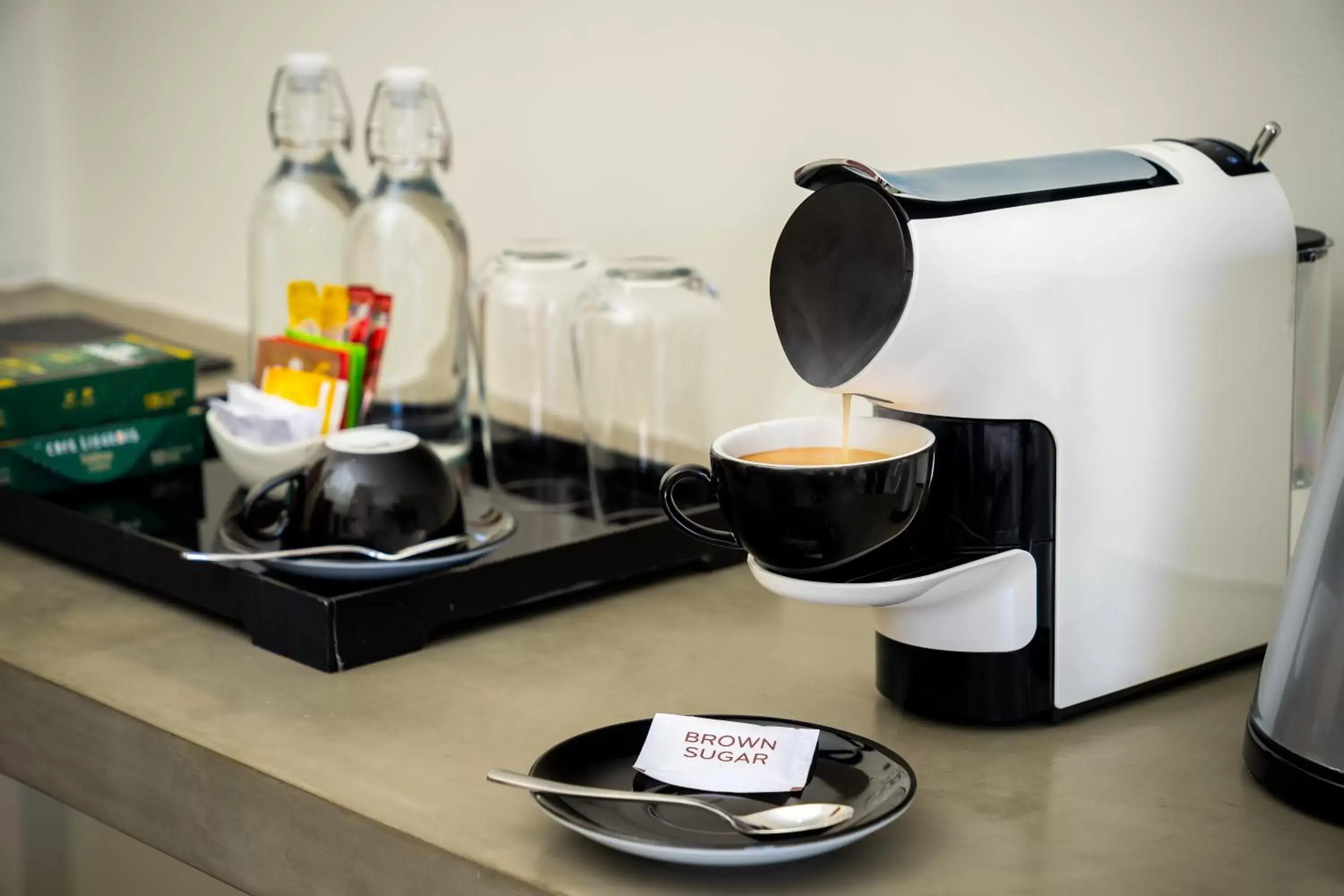 Coffee/tea facilities, Kitchen/Kitchenette in Blanc Smith Residence