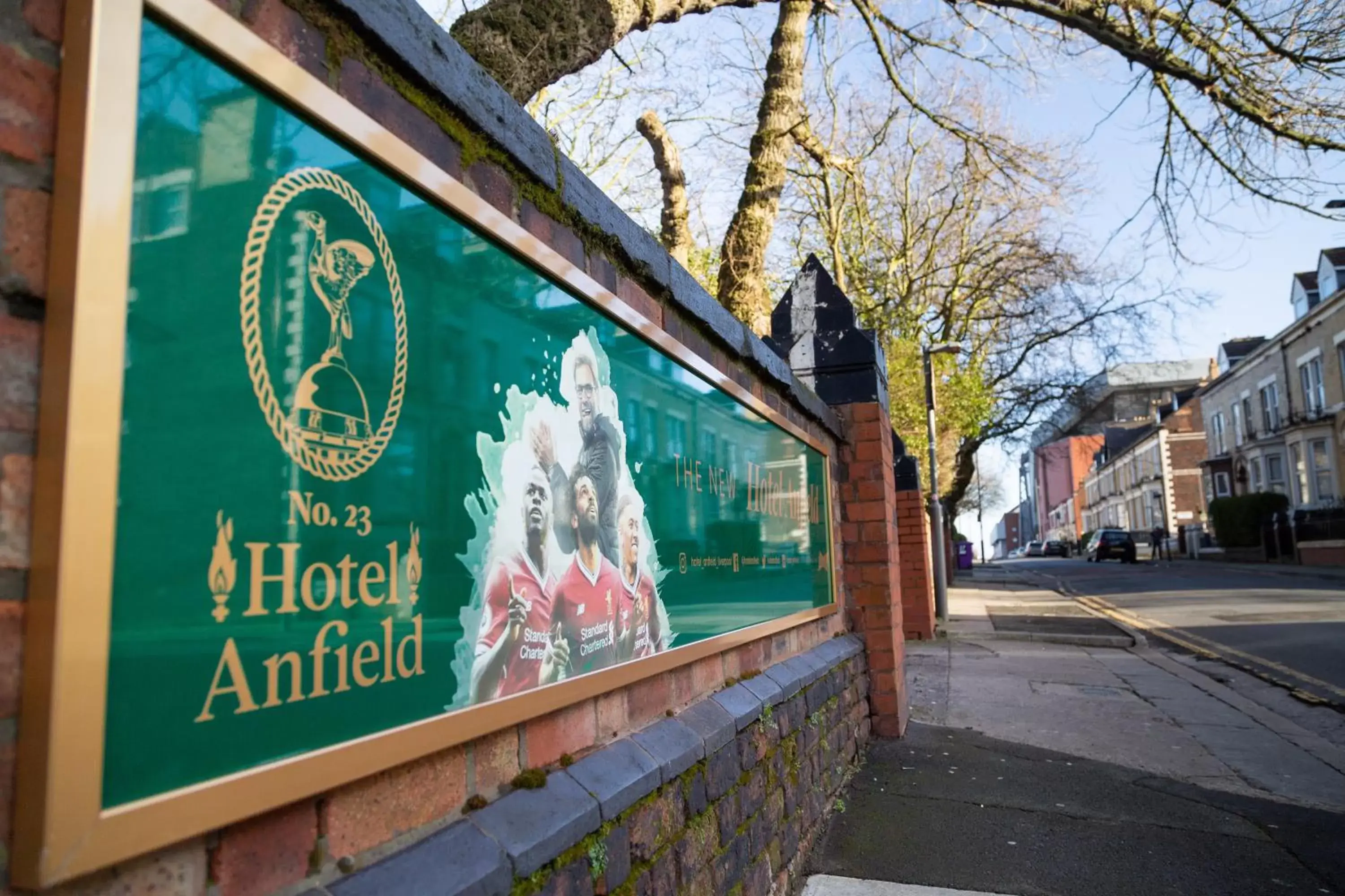 Facade/entrance in Hotel Anfield