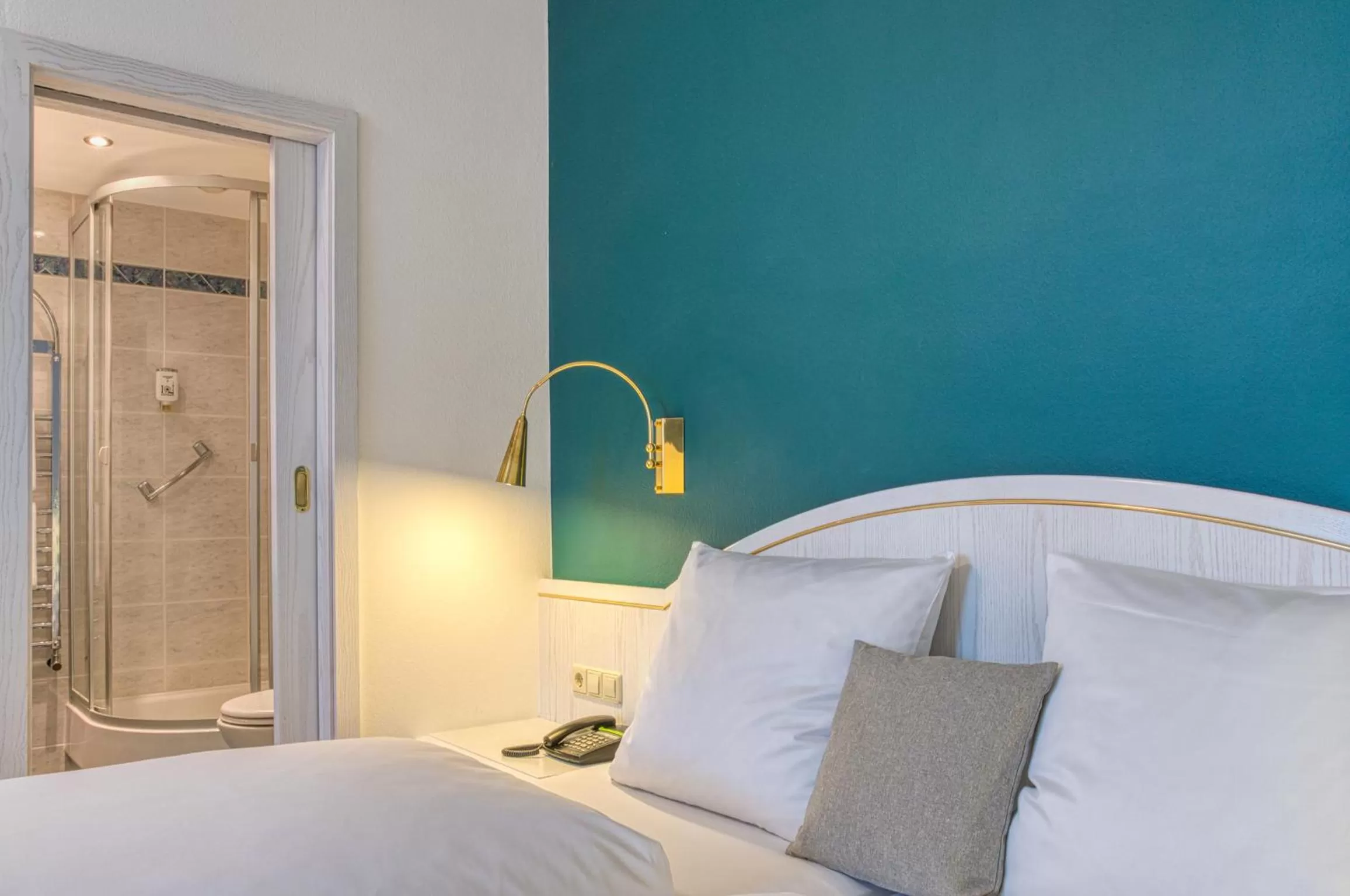 Photo of the whole room, Bed in Sautter Hotel Stuttgart City