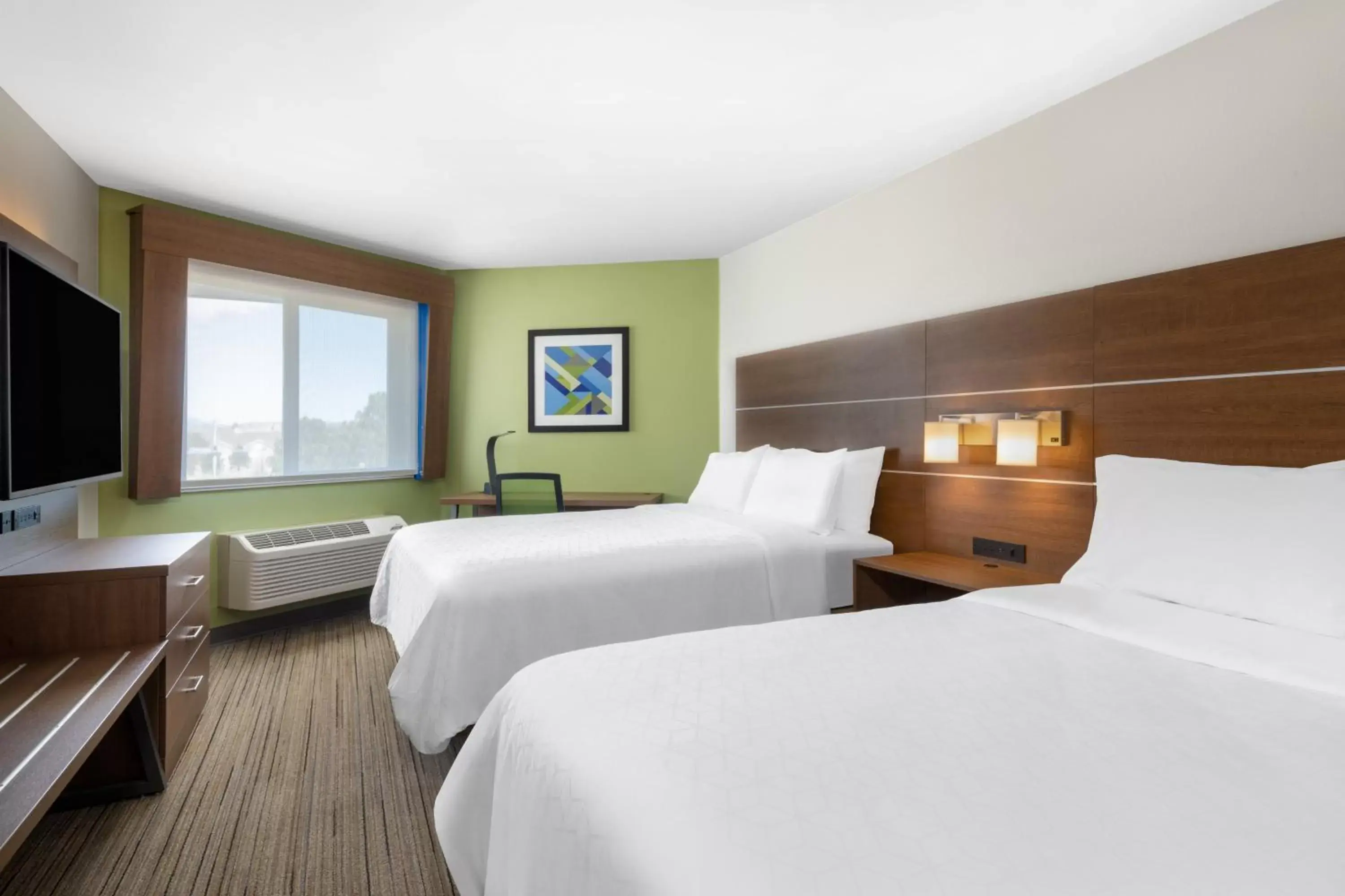 Photo of the whole room, Bed in Holiday Inn Express & Suites Colorado Springs-Airport, an IHG Hotel