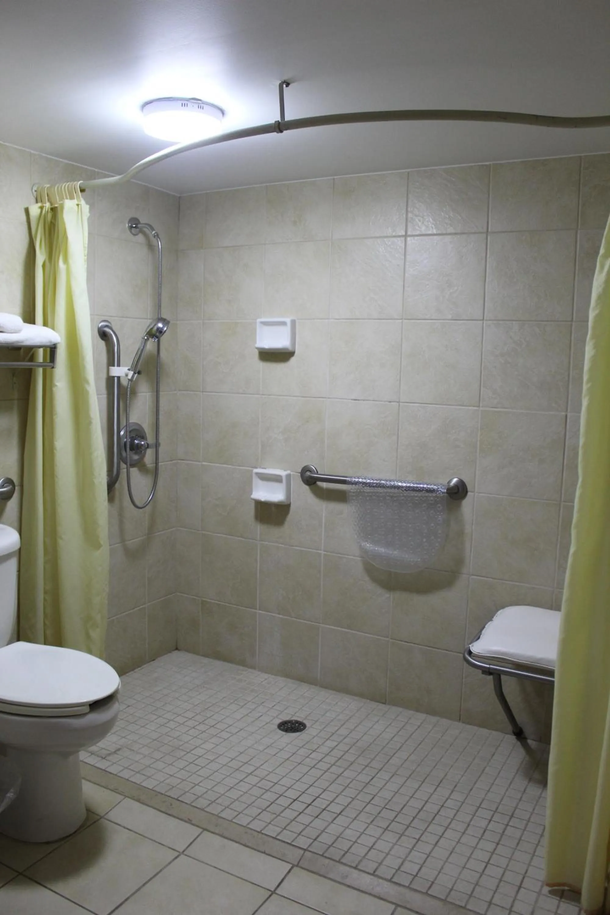 Bathroom in FairBridge Inn Express Perry