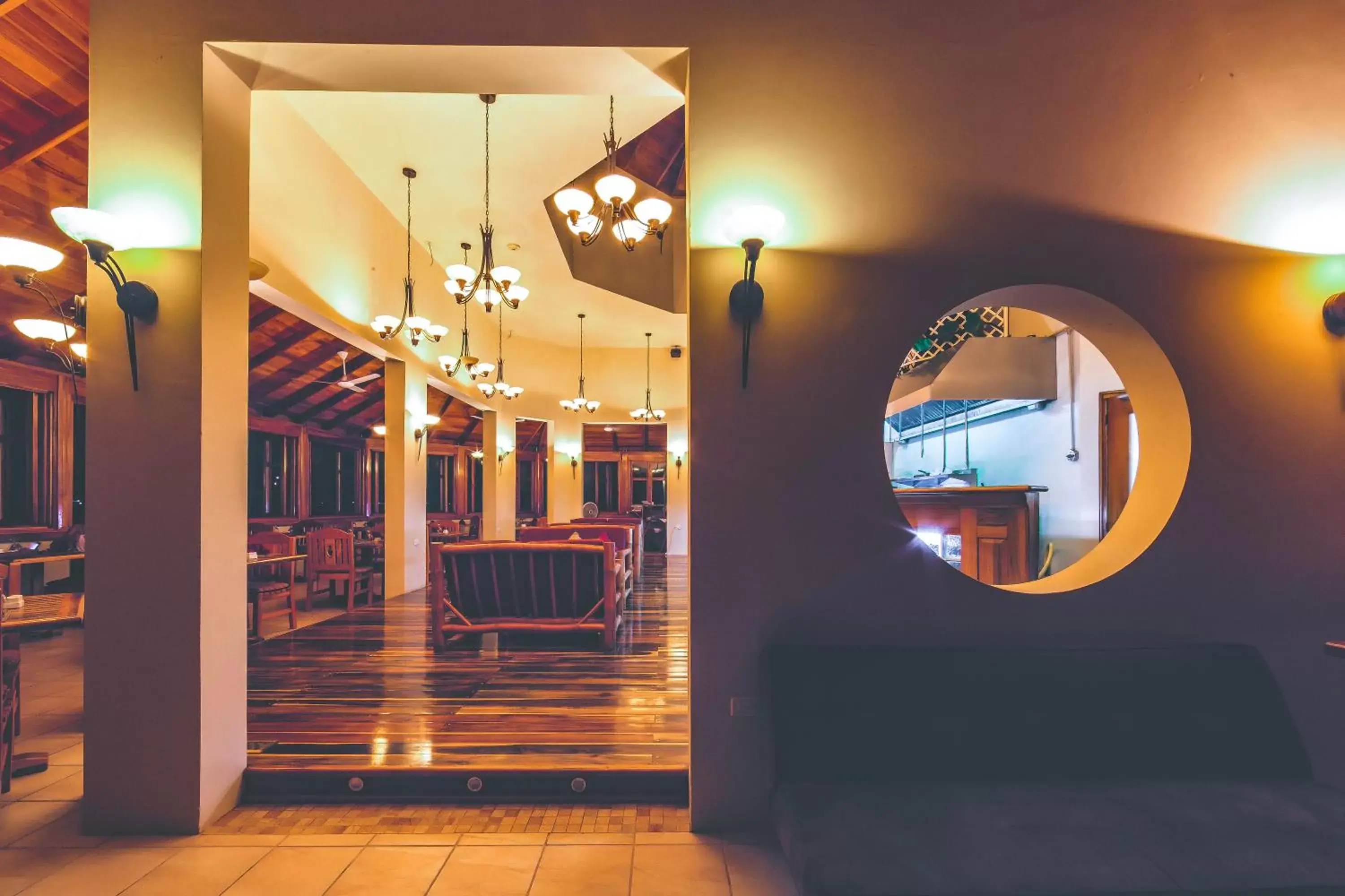 Restaurant/places to eat in Ocean Cliff Hotel Negril Limited