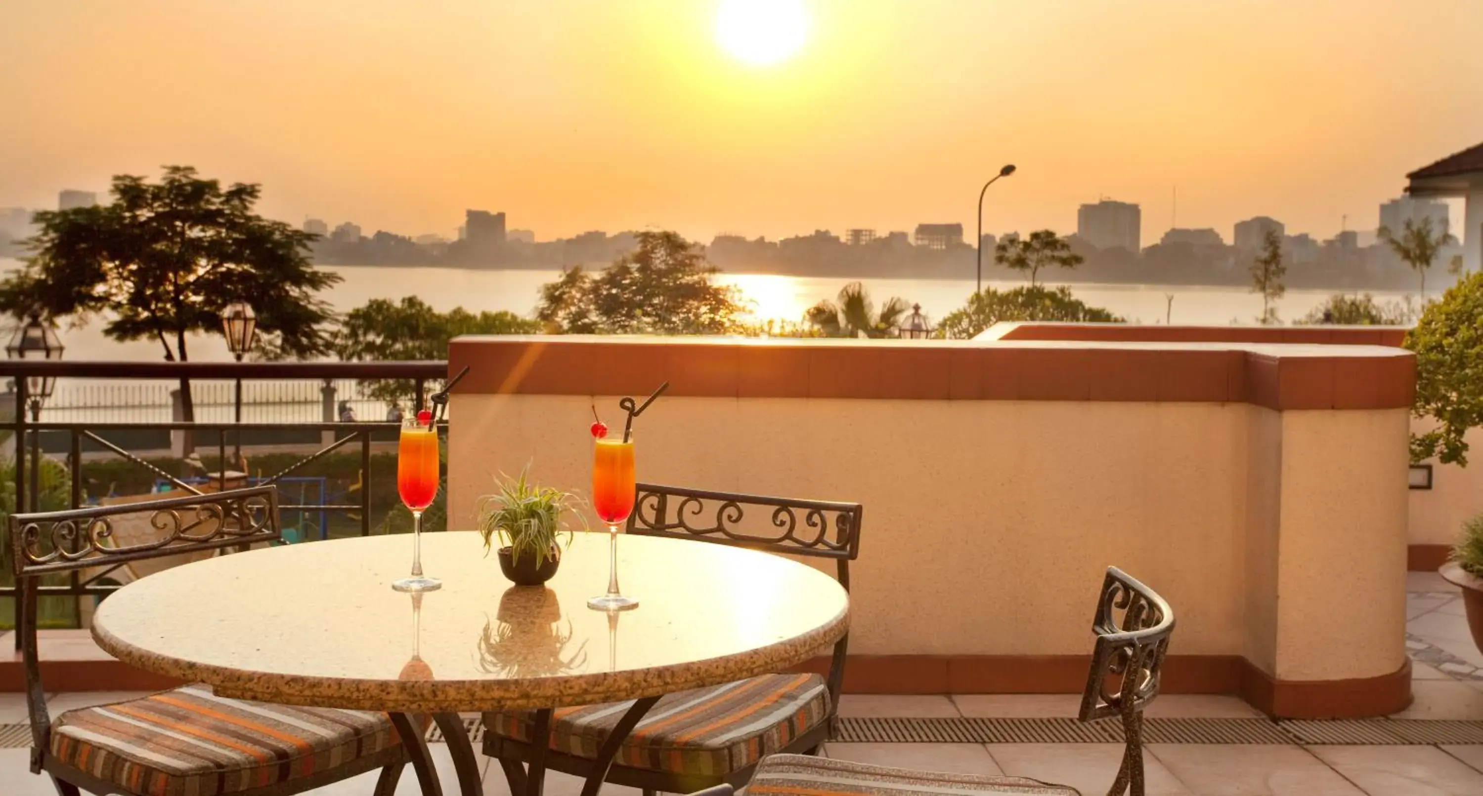 Balcony/Terrace in Diamond Westlake Suites Balcony/Terrace in Diamond Westlake Suites