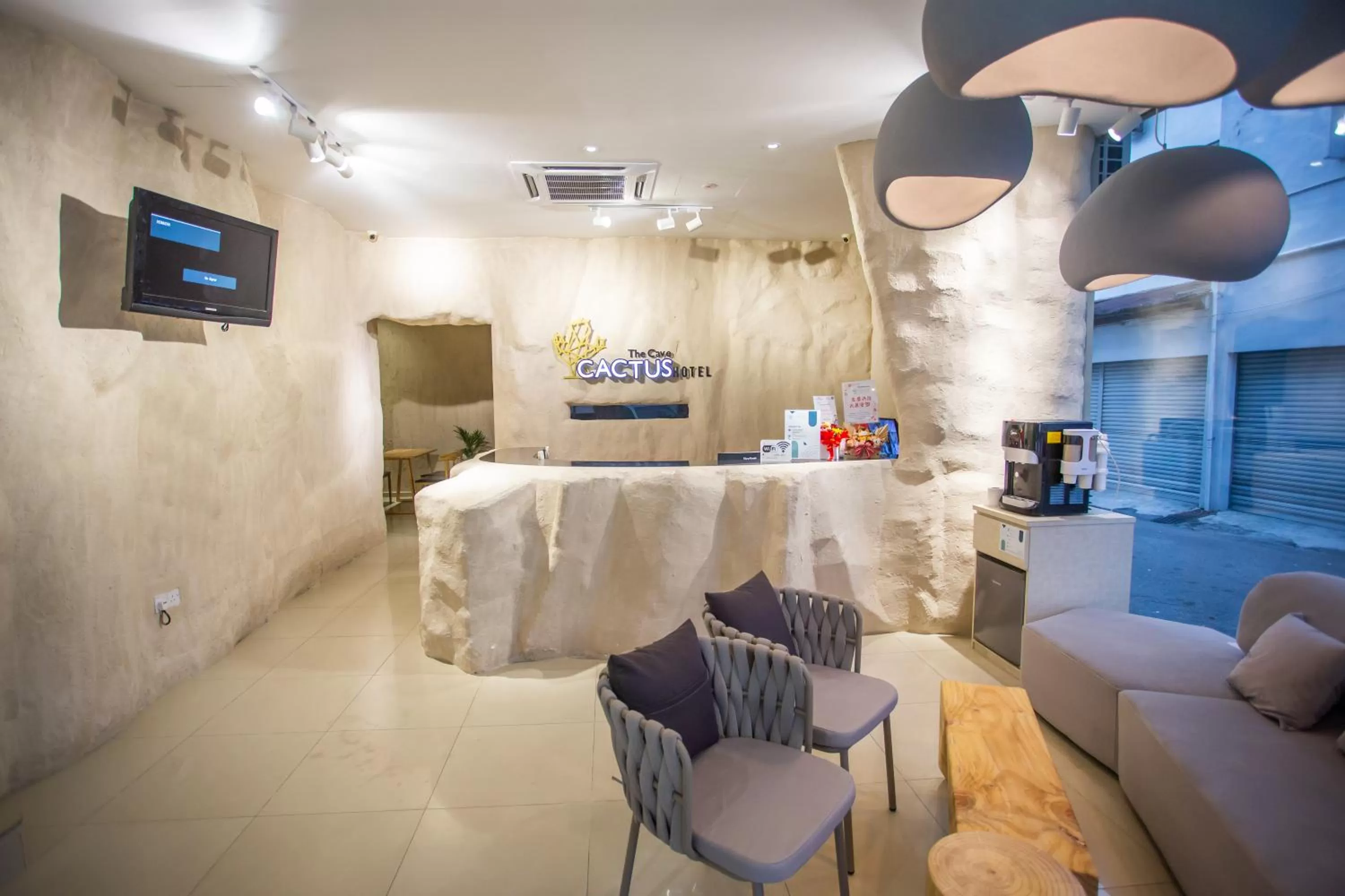 The Cave By Cactus Hotel Skudai