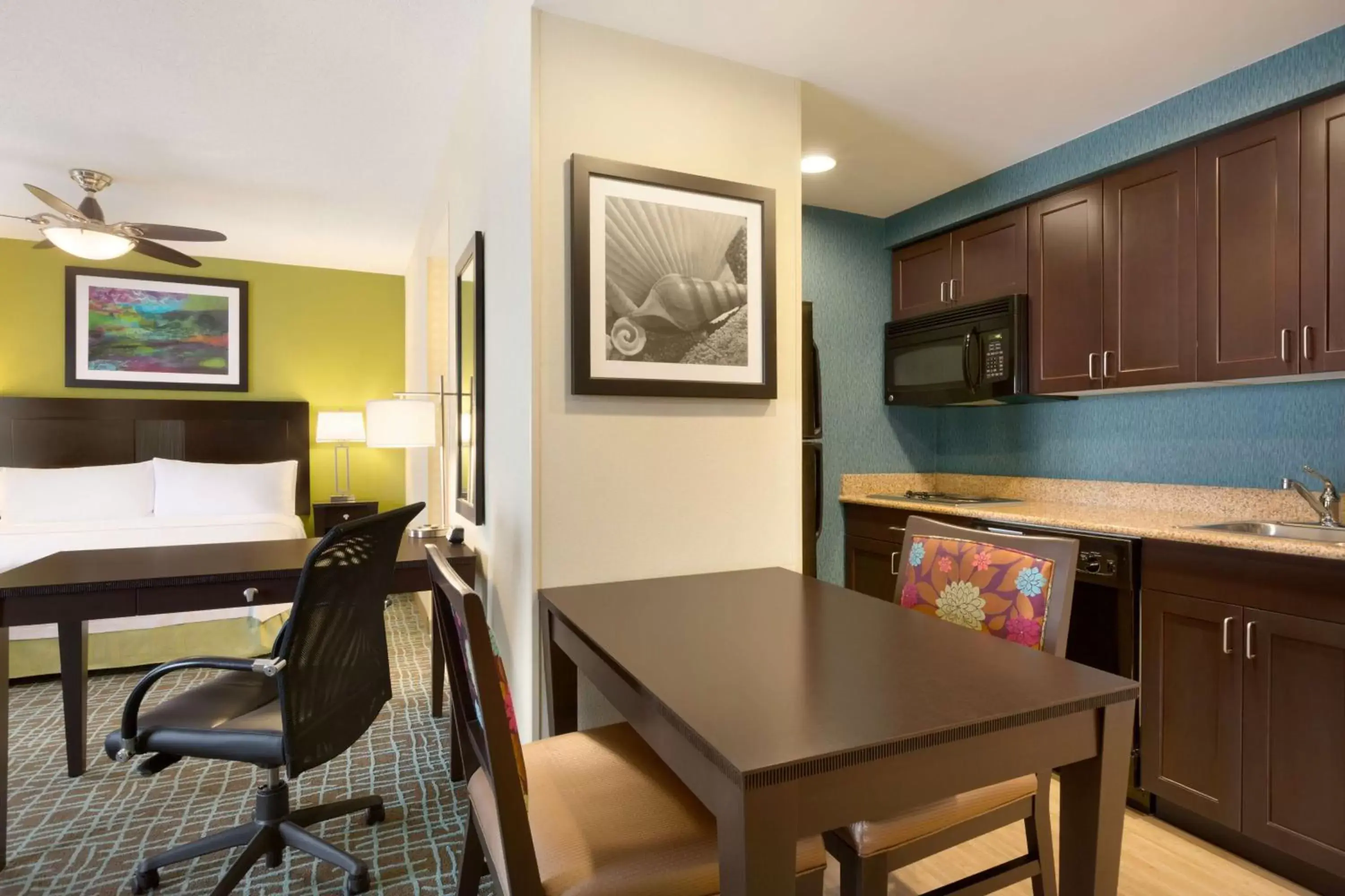 Kitchen or kitchenette, Kitchen/Kitchenette in Homewood Suites Fort Myers Airport - FGCU