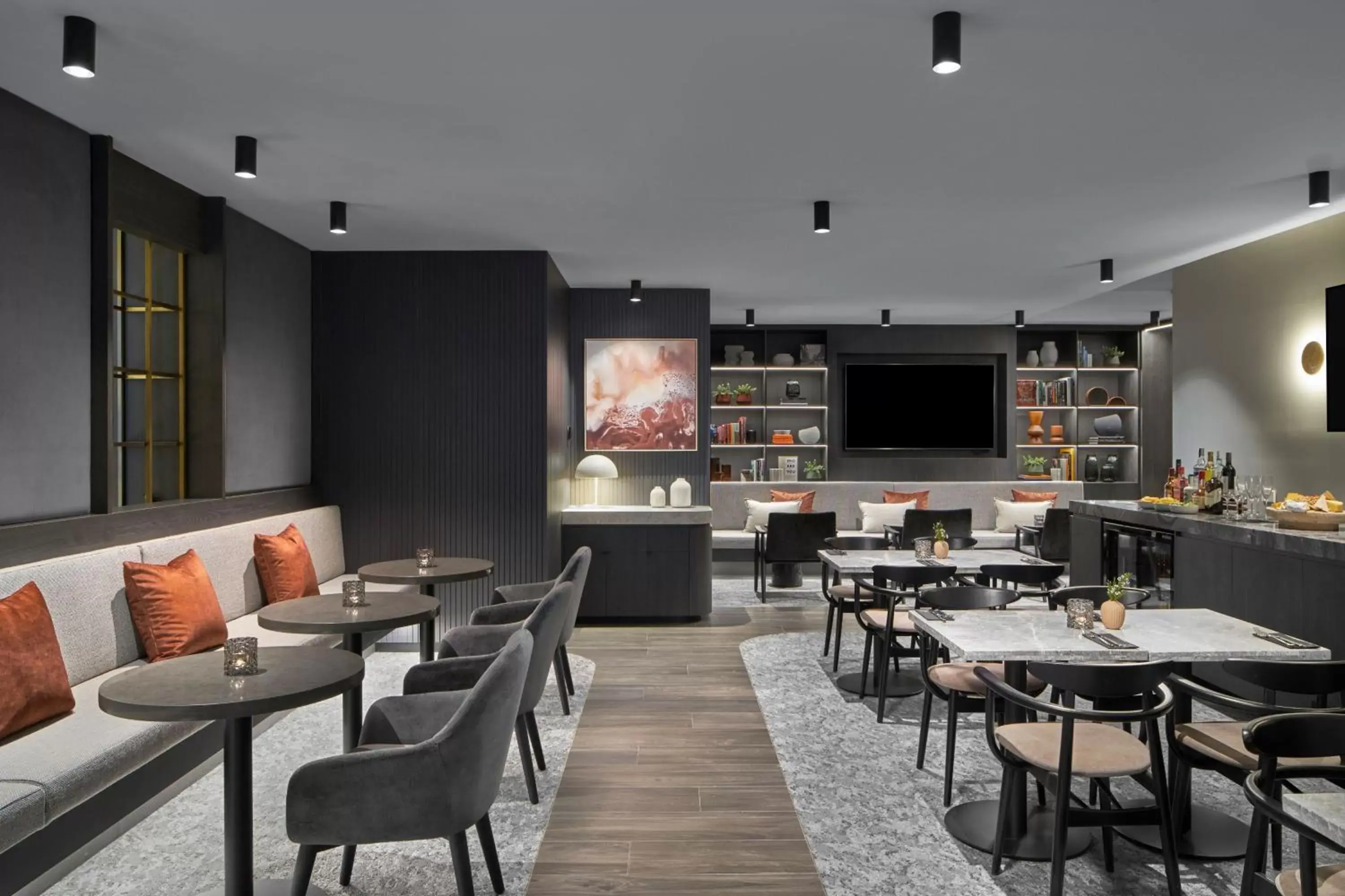 Lounge or bar, Restaurant/Places to Eat in Melbourne Marriott Hotel