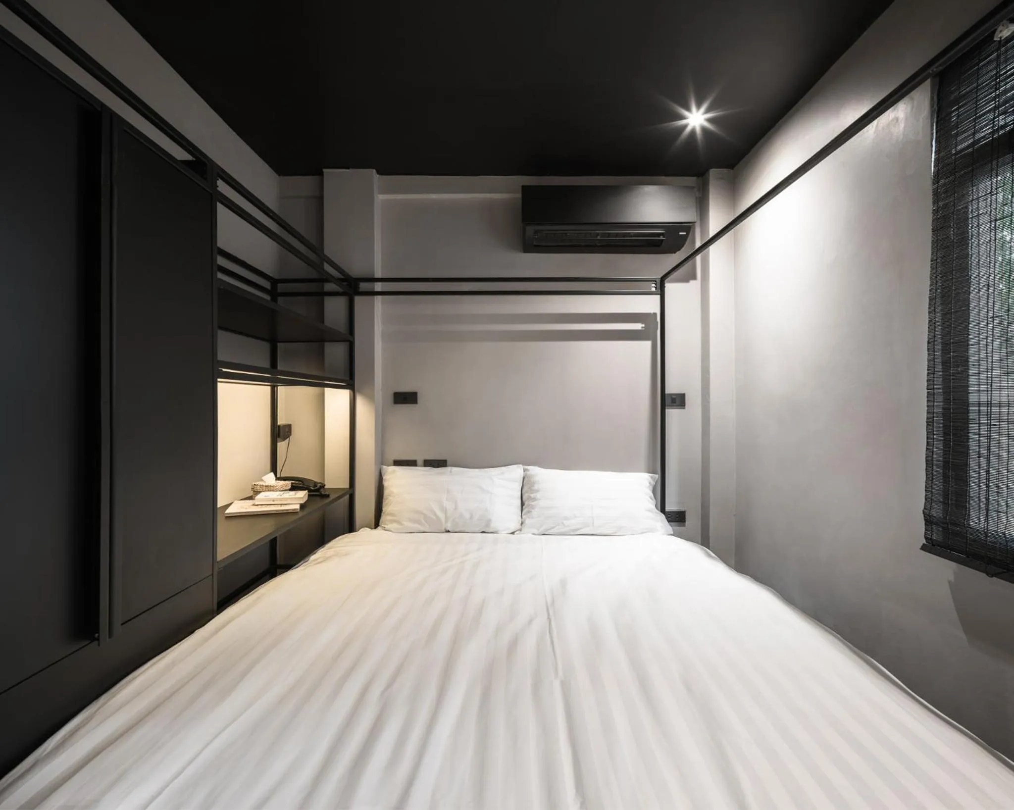 Bedroom, Bed in Kloem Hostel