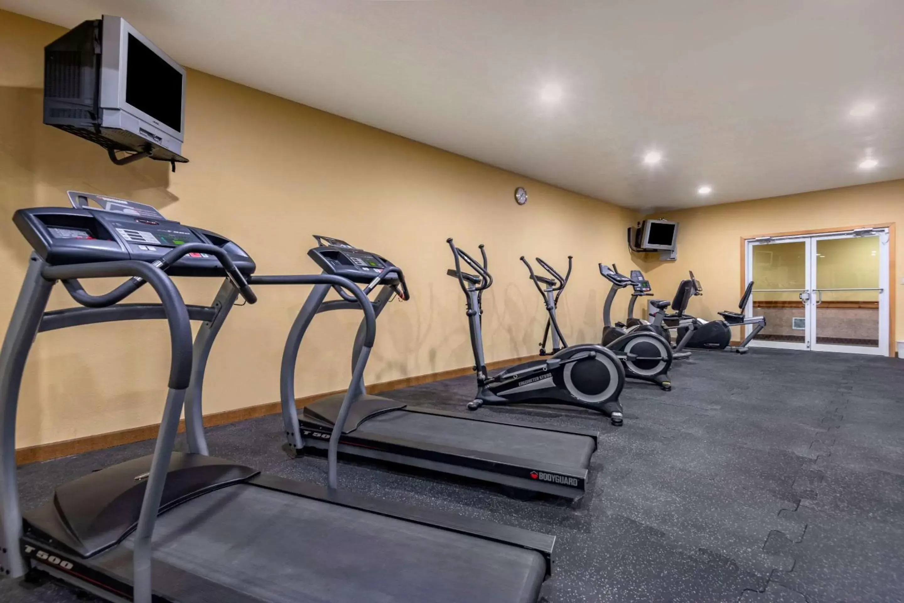 Fitness centre/facilities, Fitness Center/Facilities in Mountain Edge Suites at Sunapee, Ascend Hotel Collection