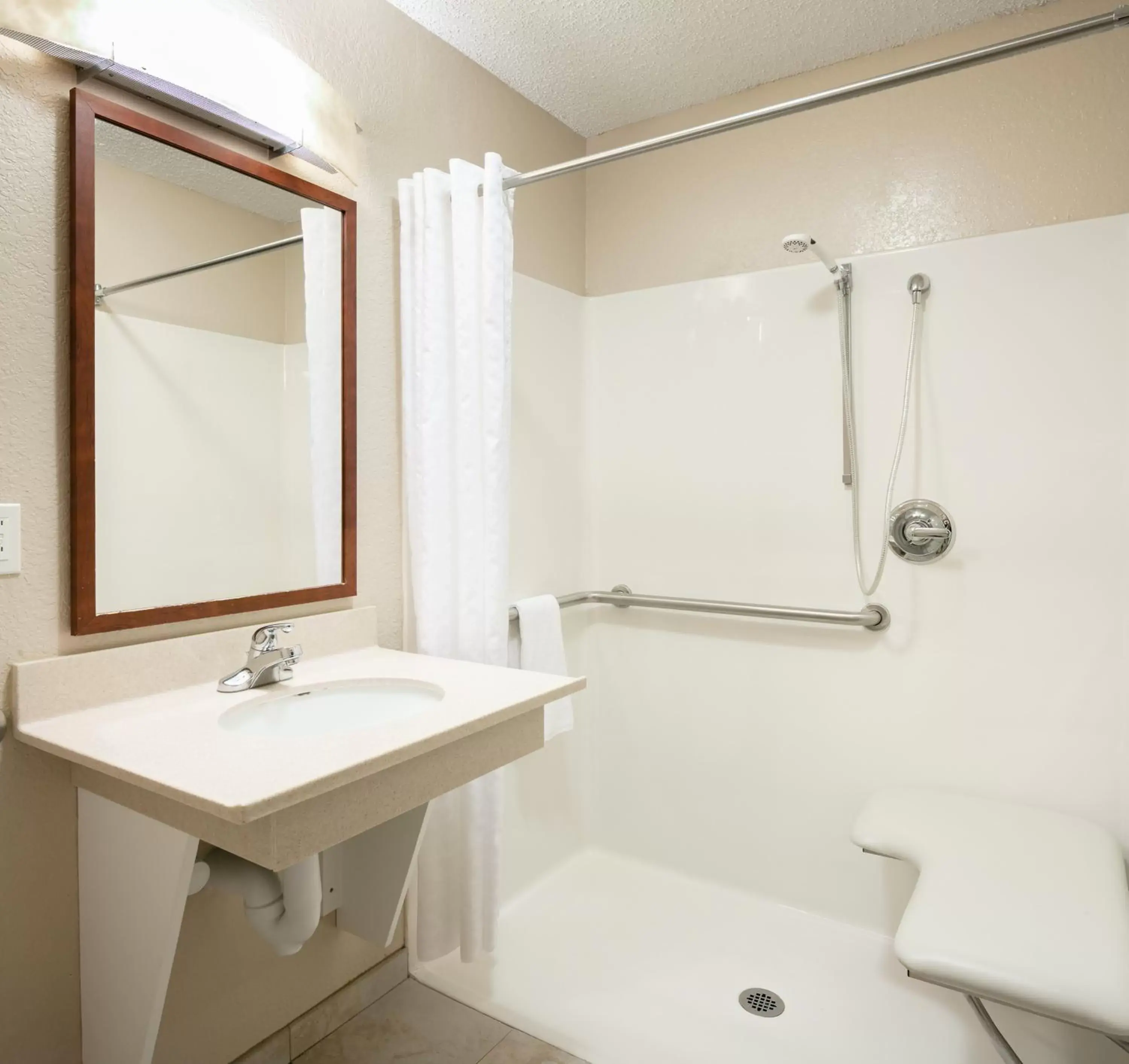 Bathroom in Candlewood Suites Kenosha, an IHG Hotel