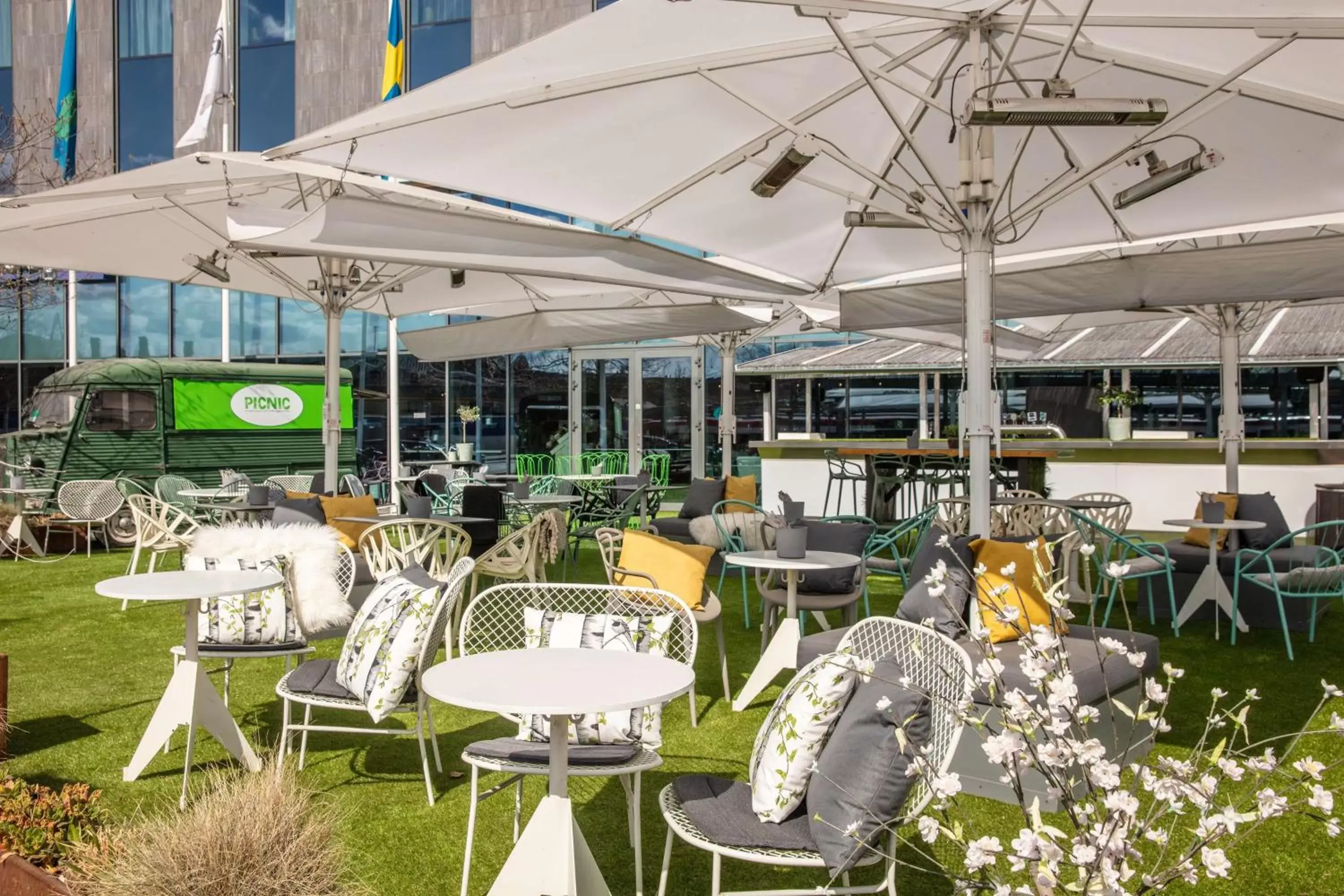 Patio, Restaurant/Places to Eat in Radisson Blu Hotel Uppsala