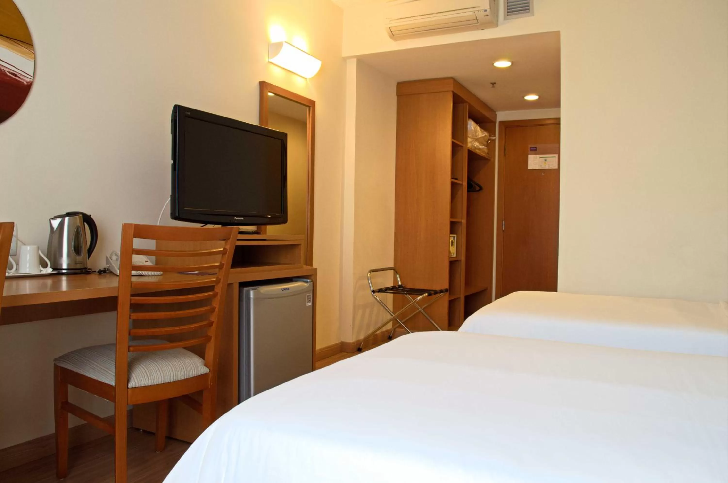 Bed in Mercure Sao Jose dos Campos