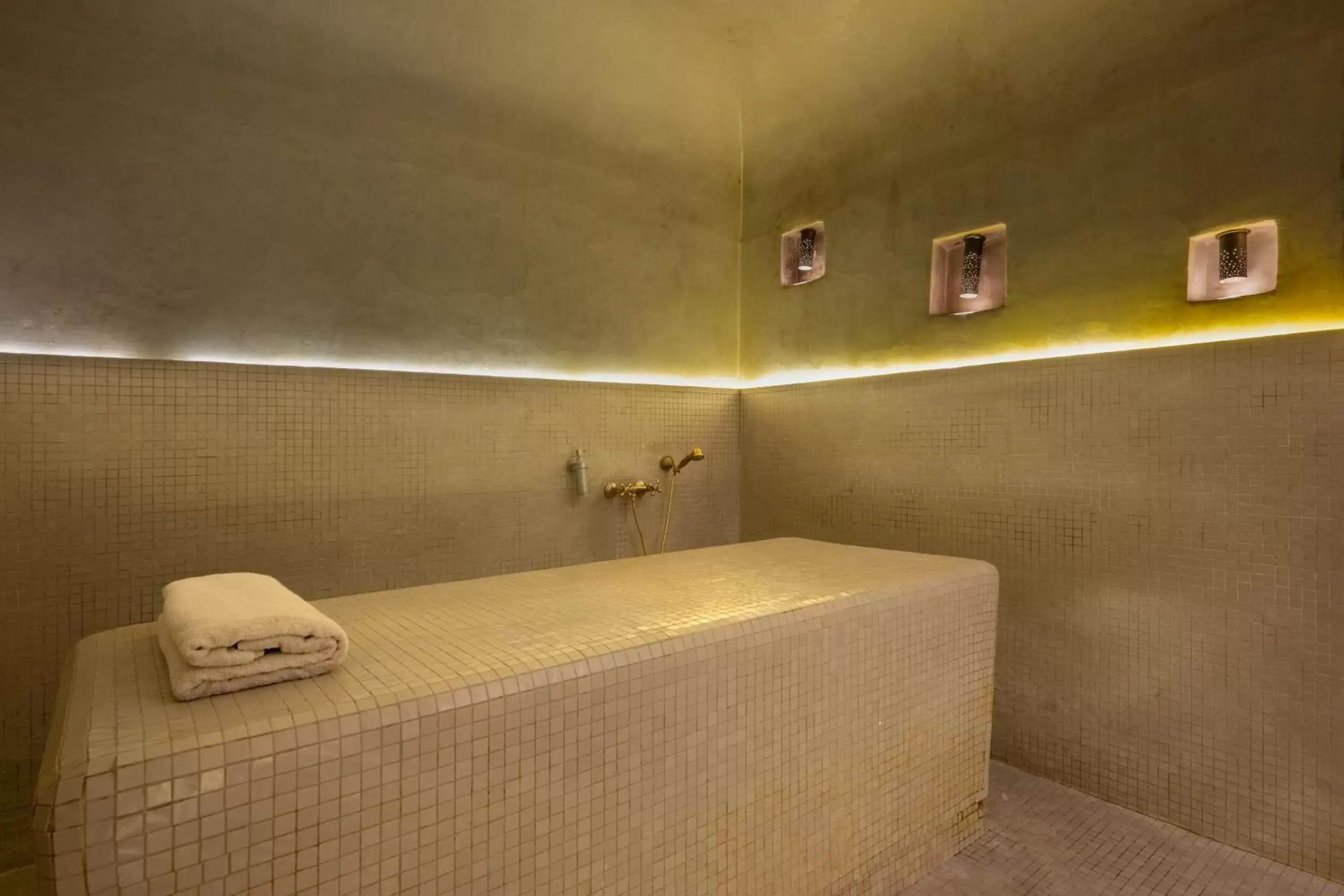 Massage, Bathroom in Radisson Blu Marrakech, Carré Eden