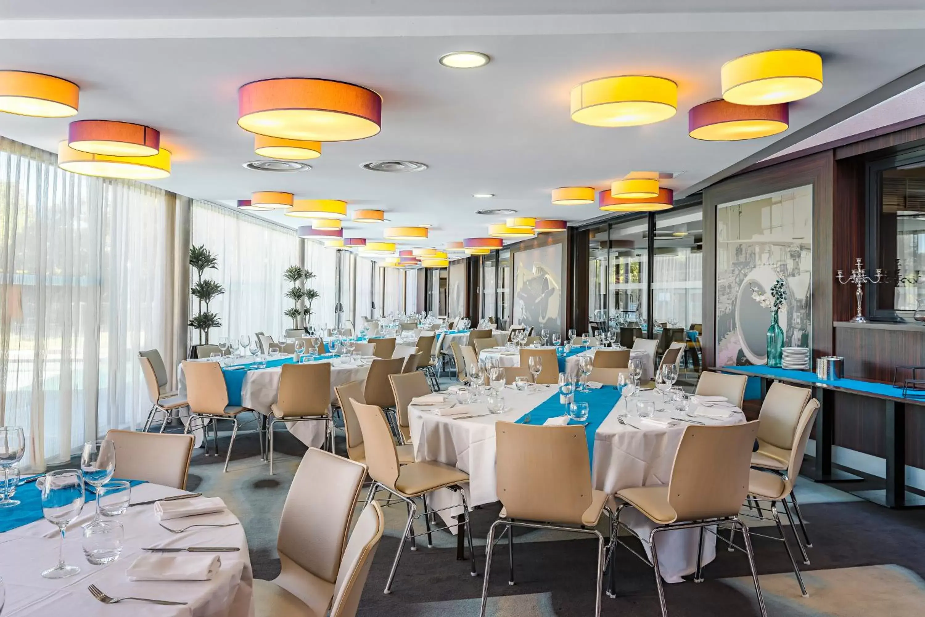 Banquet/Function facilities, Restaurant/Places to Eat in Holiday Inn Toulouse Airport, an IHG Hotel